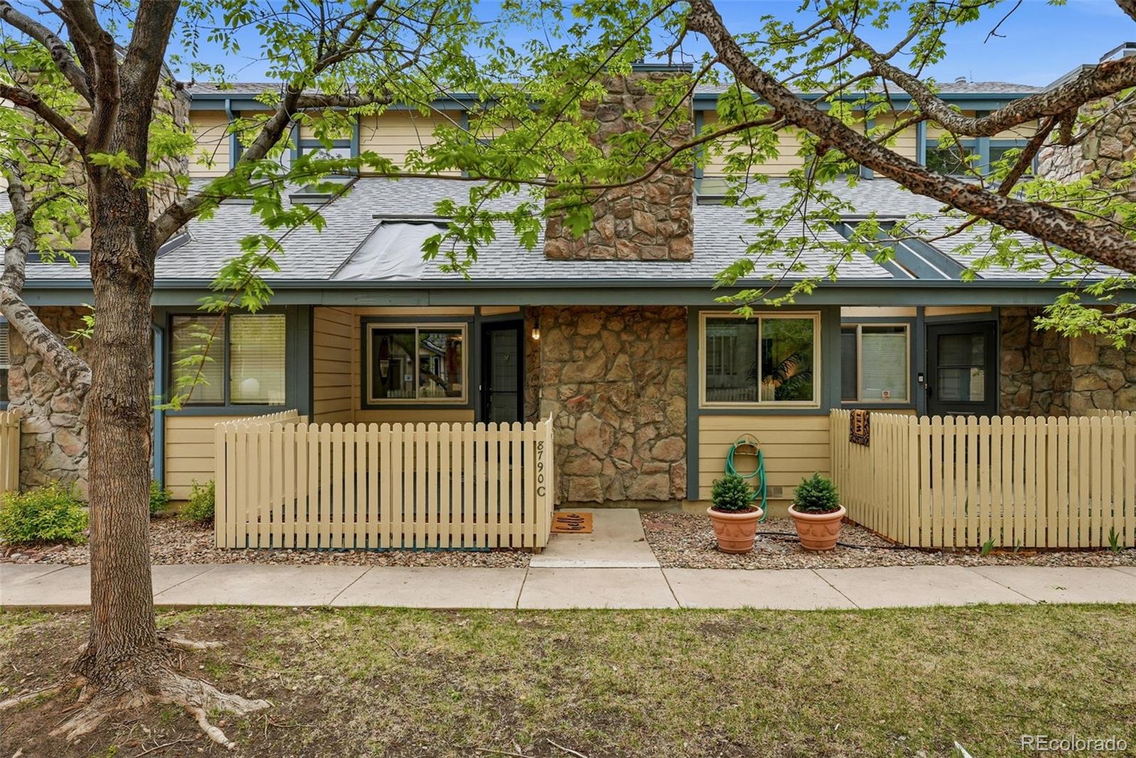 Vista Village Arvada Condo / Townhome | MLS #: 66147488790  Allison Drive C, Arvada Beds: 2 Baths: 2 Price: $360,000