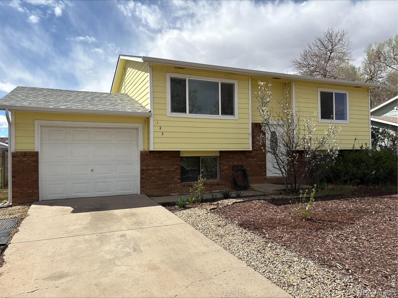 123 s marjorie avenue, Milliken sold home. Closed on 2026-05-26 for $350,000.