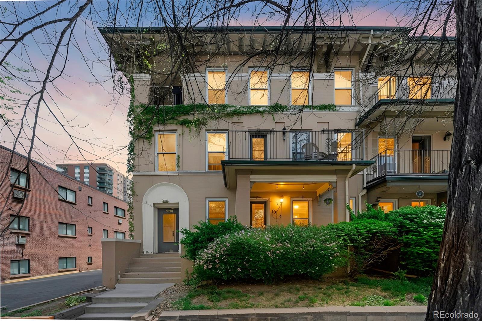 1 Denver Condo / Townhome | MLS #: 96923851100 N Logan Street 1, Denver Beds: 2 Baths: 2 Price: $450,000