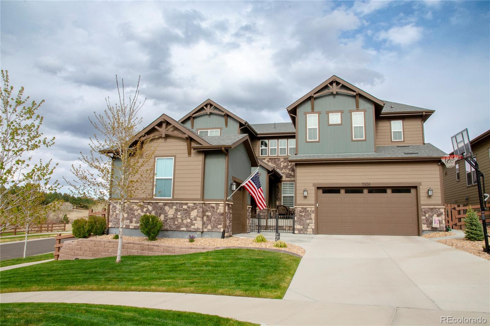 Whispering Pines Aurora Home | MLS #: 76780367936 S Jamestown Court, Aurora Beds: 4 Baths: 5 Price: $950,000