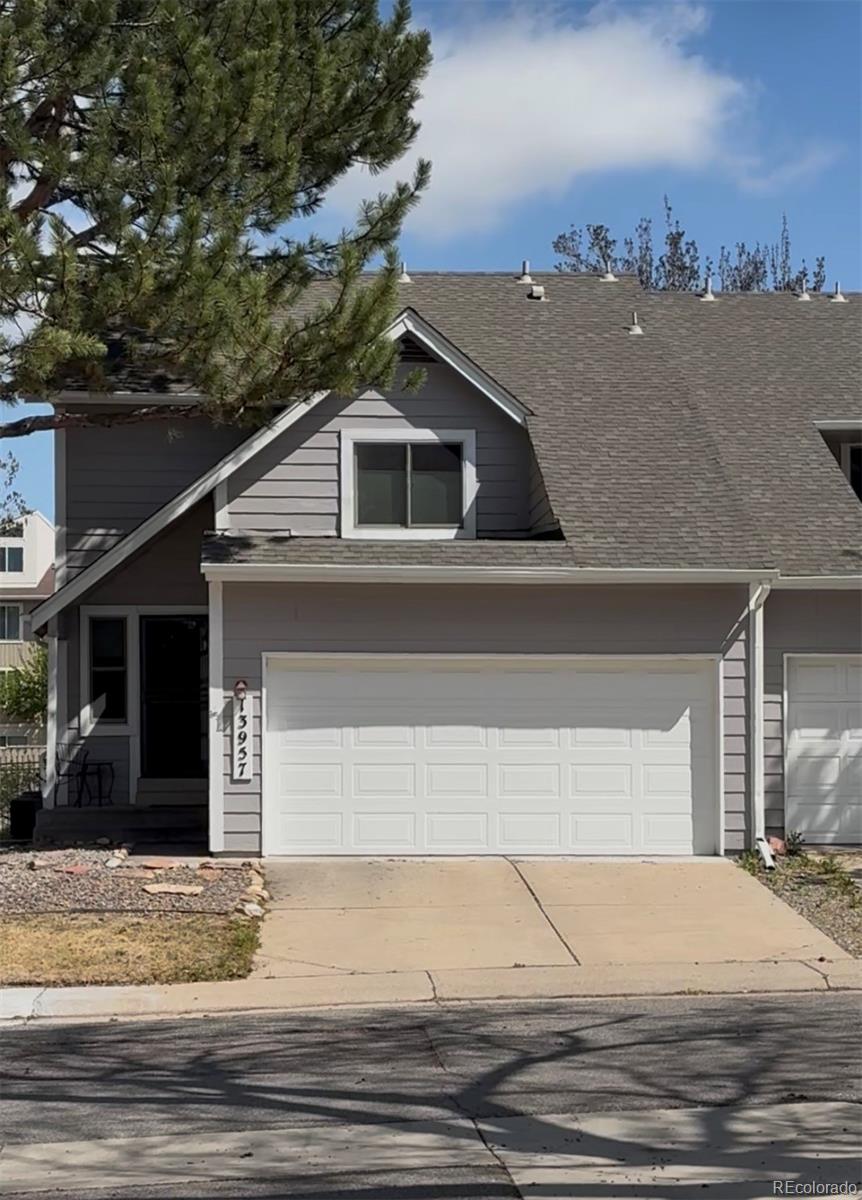 Pier Point Aurora Condo / Townhome | MLS #: 546851213957 E Oxford Place , Aurora Beds: 4 Baths: 4 Price: $360,000
