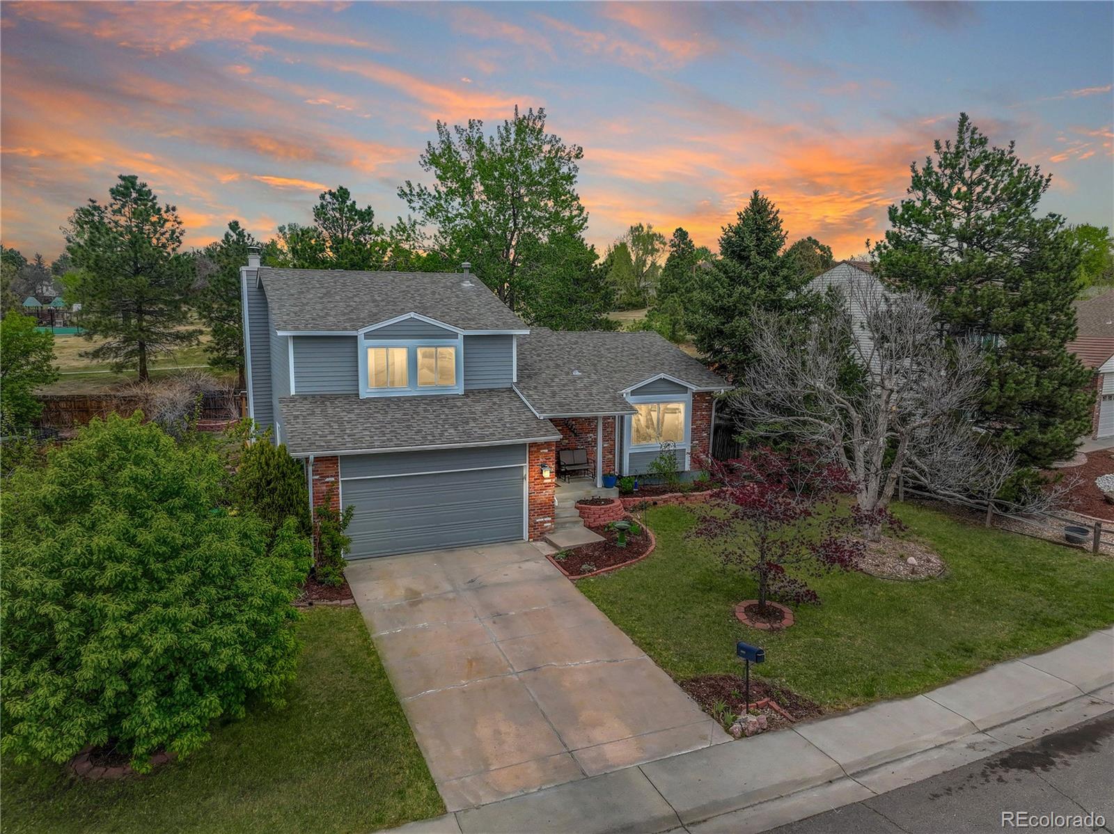 Smoky Hill Centennial Home | MLS #: 940812517229 E Crestline Avenue, Centennial Beds: 4 Baths: 4 Price: $539,000