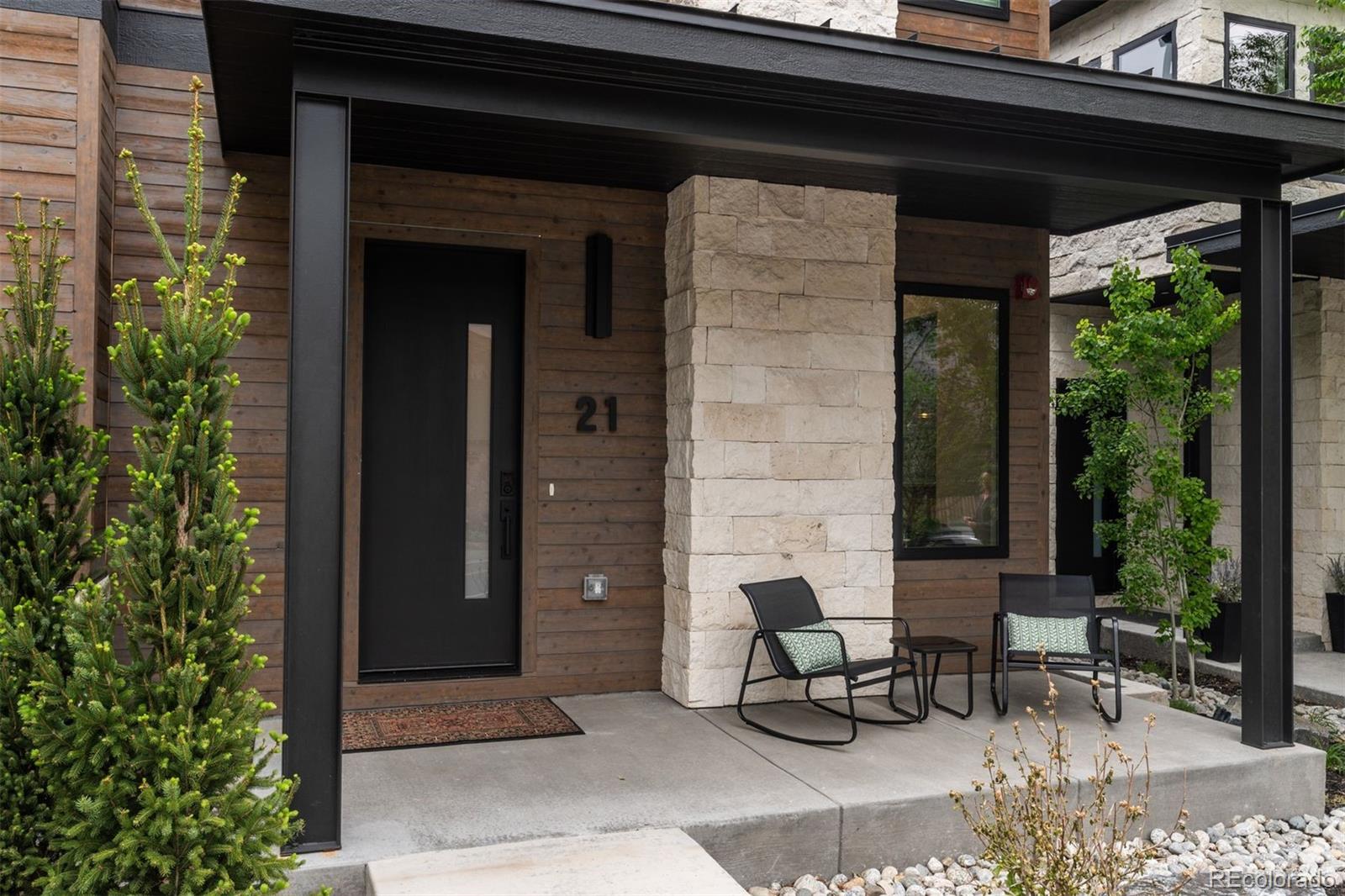  Golden Home | MLS #: 869585121  Washington Avenue, Golden Beds: 4 Baths: 4 Price: $1,435,000