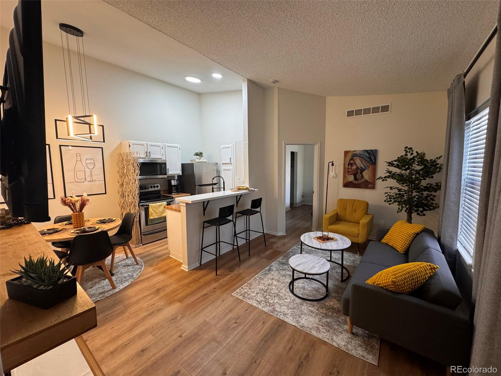 Stony Creek Littleton Condo / Townhome | MLS #: 96651386705 S Field Street 823, Littleton Beds: 1 Baths: 1 Price: $229,000