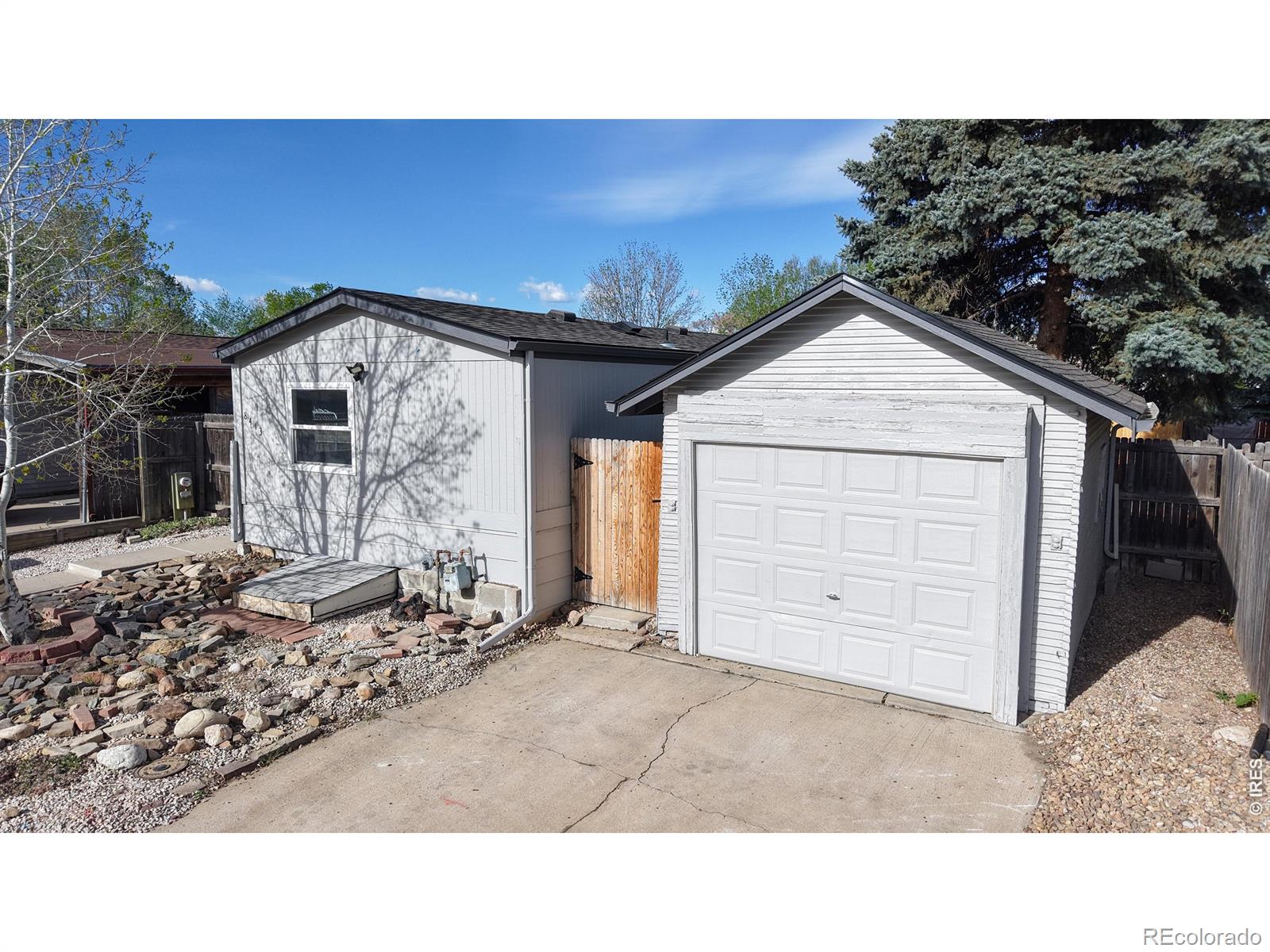 Mountain Range Shadows Fort Collins Home | MLS #: 45678910577918413  Peakview Drive, Fort Collins Beds: 3 Baths: 2 Price: $304,900