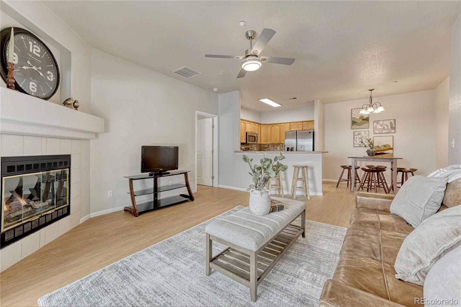  Littleton Condo / Townhome | MLS #: 91811497408 S Alkire Street 101, Littleton Beds: 2 Baths: 2 Price: $325,000