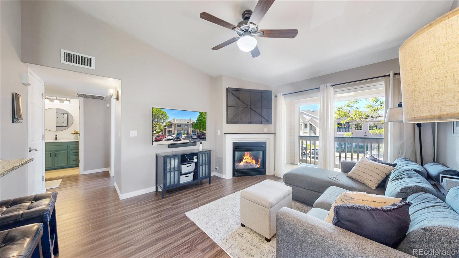  Broomfield Condo / Townhome | MLS #: 33762941158  Opal Street 204, Broomfield Beds: 2 Baths: 2 Price: $355,000