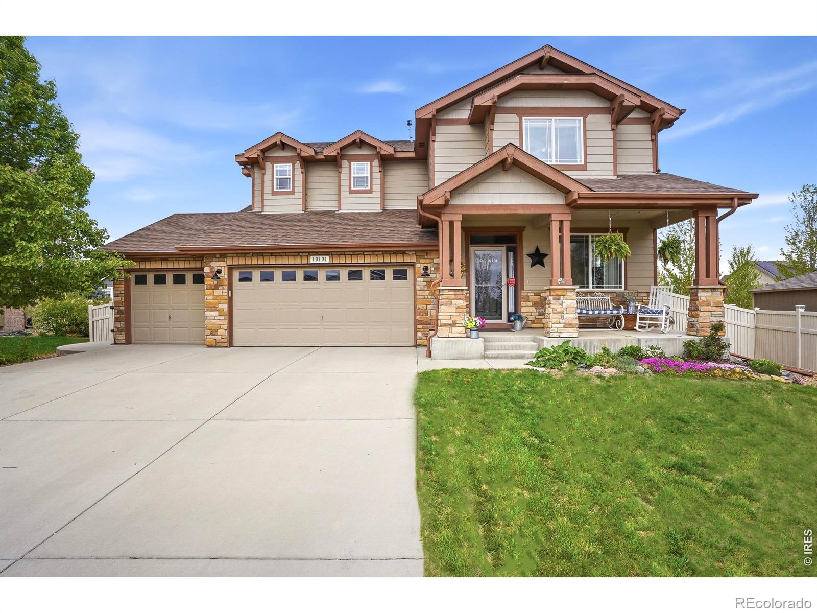 10101  bradbury street, Firestone sold home. Closed on 2026-06-01 for $650,000.