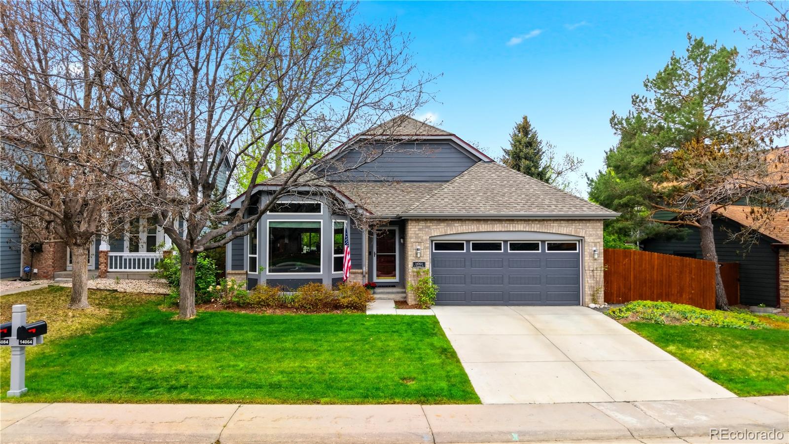 Aurora Home | MLS #: 374843814064 E Hampden Place, Aurora Beds: 3 Baths: 3 Price: $689,000