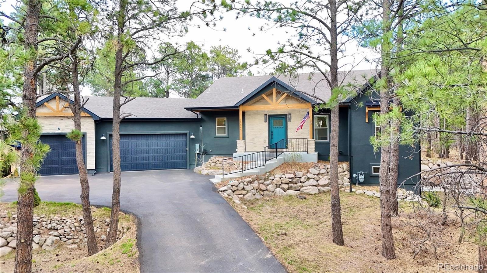  Monument Home | MLS #: 331848819845 E Top O The Moor Drive, Monument Beds: 5 Baths: 4 Price: $899,995