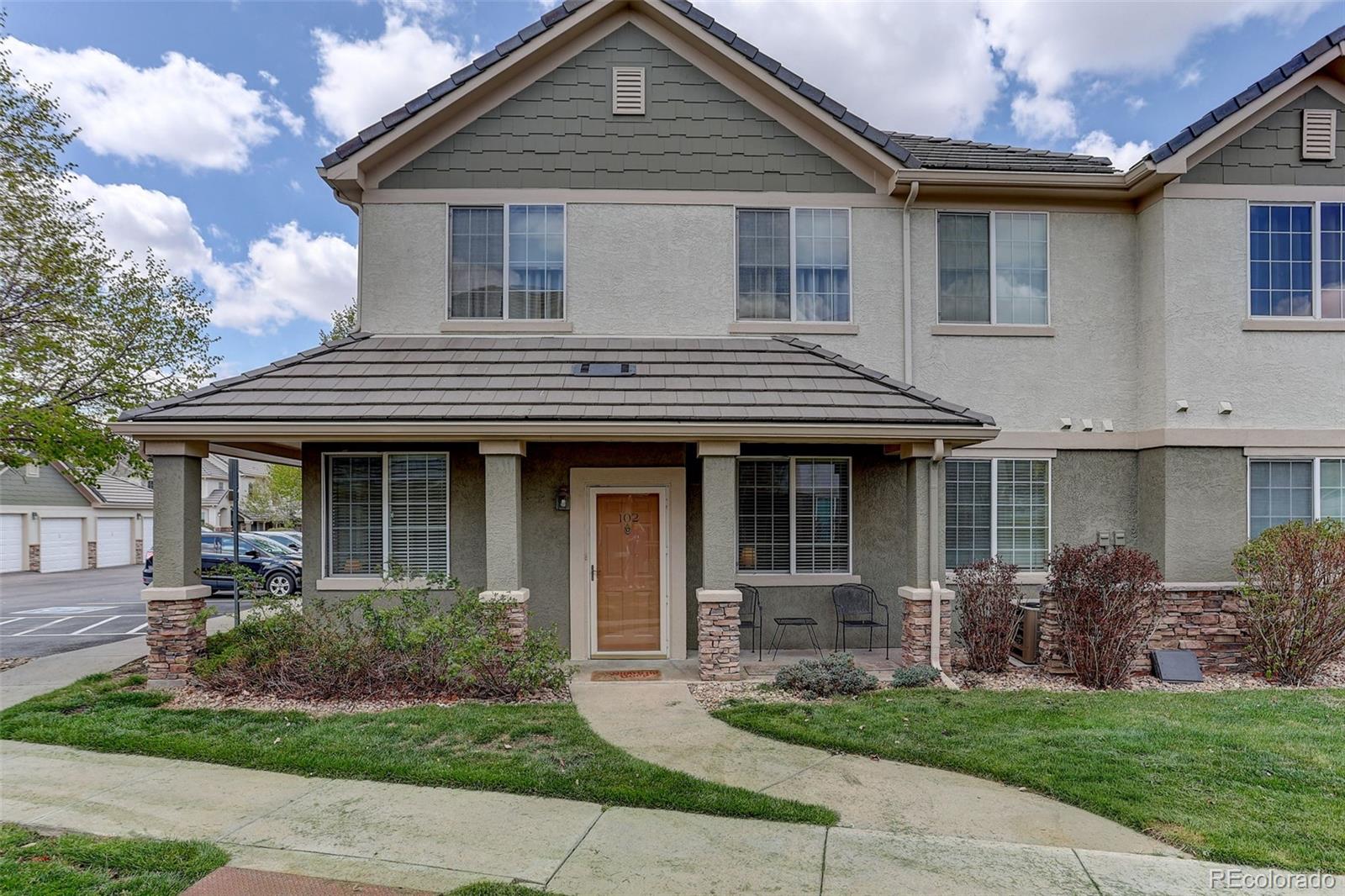 22505 e ontario drive, Aurora sold home. Closed on 2026-08-18 for $322,000.