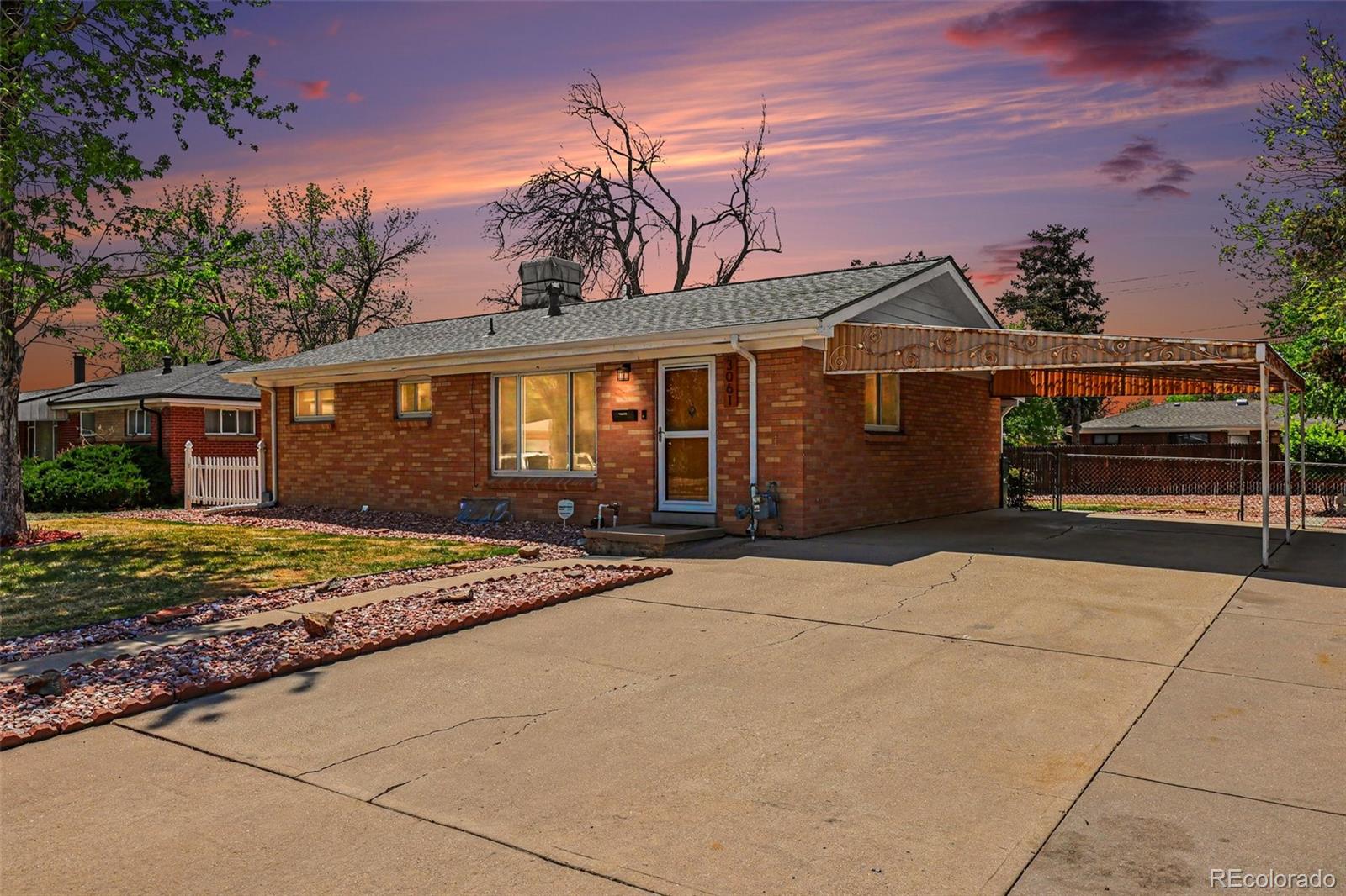  Aurora Home | MLS #: 71056623061  Worchester Street, Aurora Beds: 4 Baths: 2 Price: $439,900
