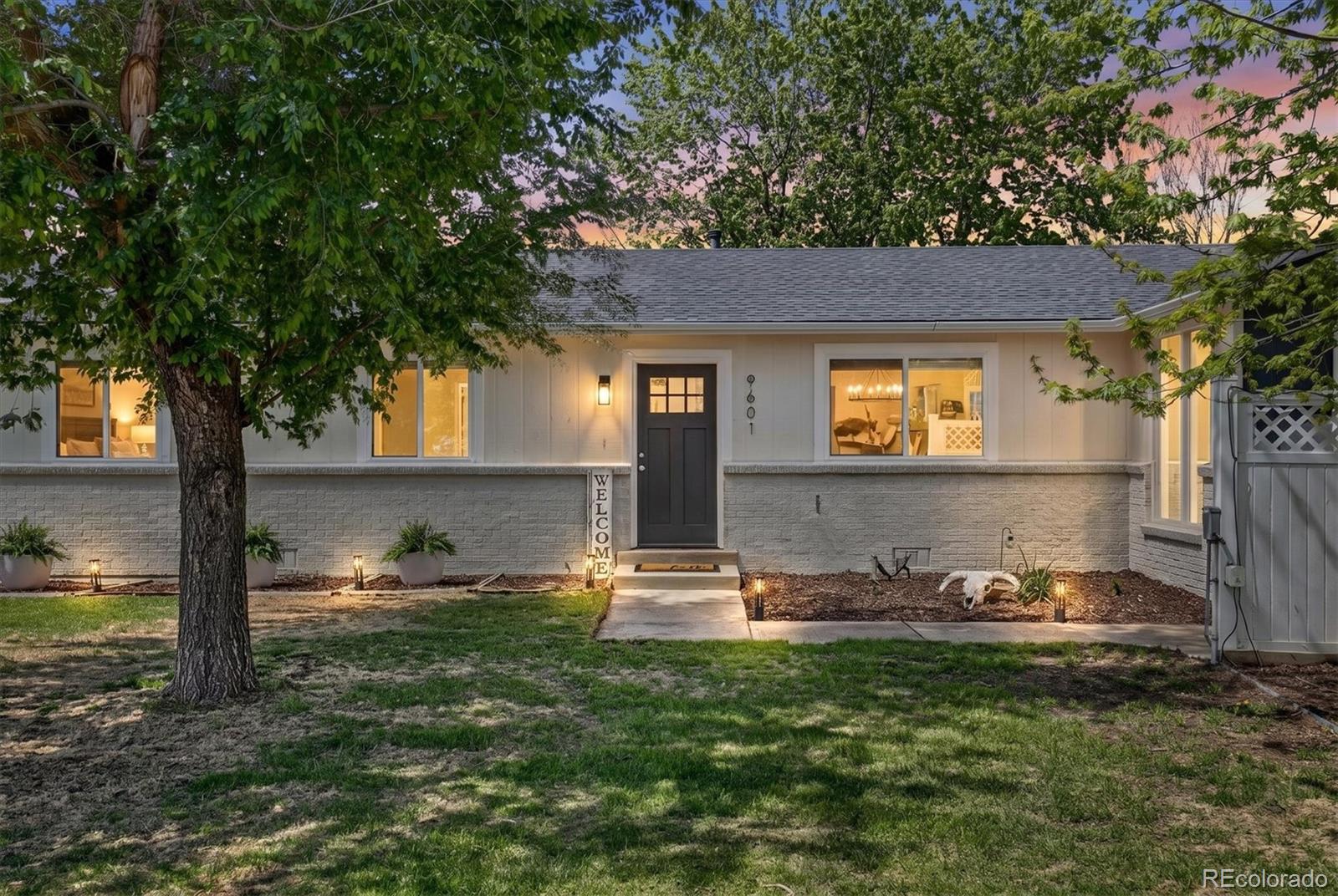  Longmont Home | MLS #: 29165299601  Sierra Vista Road, Longmont Beds: 3 Baths: 2 Price: $815,000