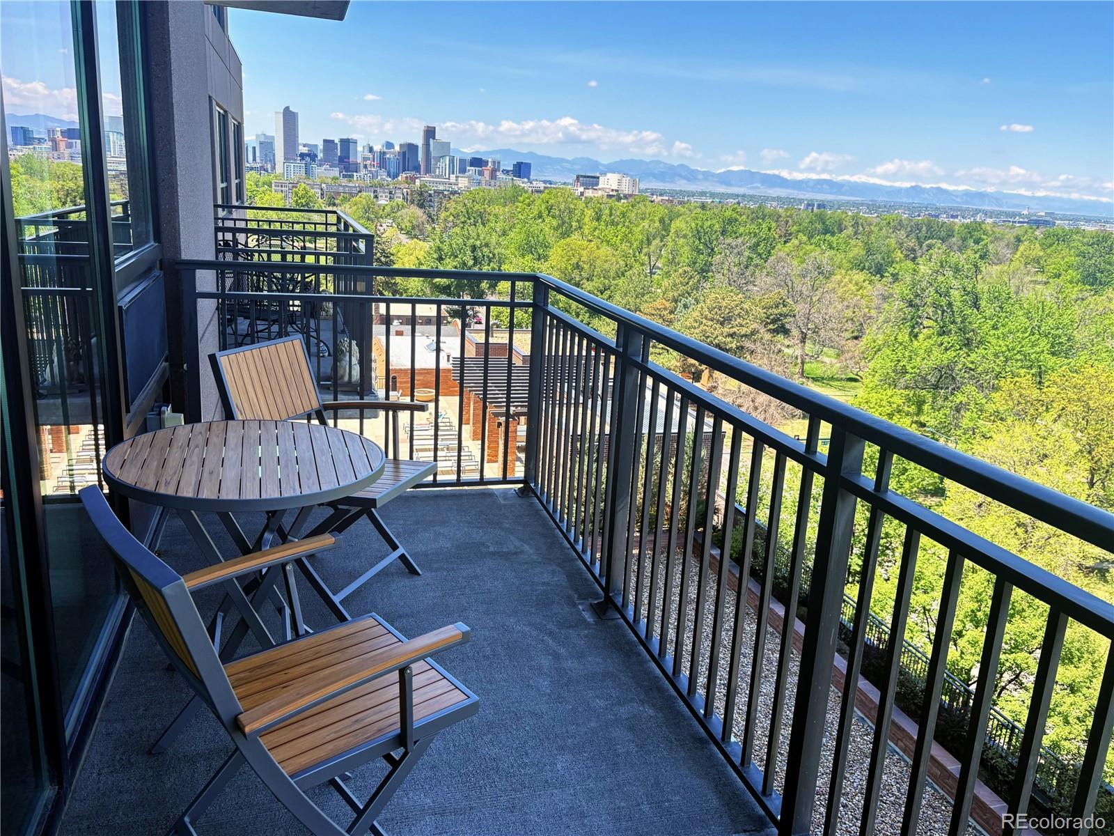 1 Denver Condo / Townhome | MLS #: 72315542990 E 17th Avenue 1006, Denver Beds: 1 Baths: 1 Price: $600,000