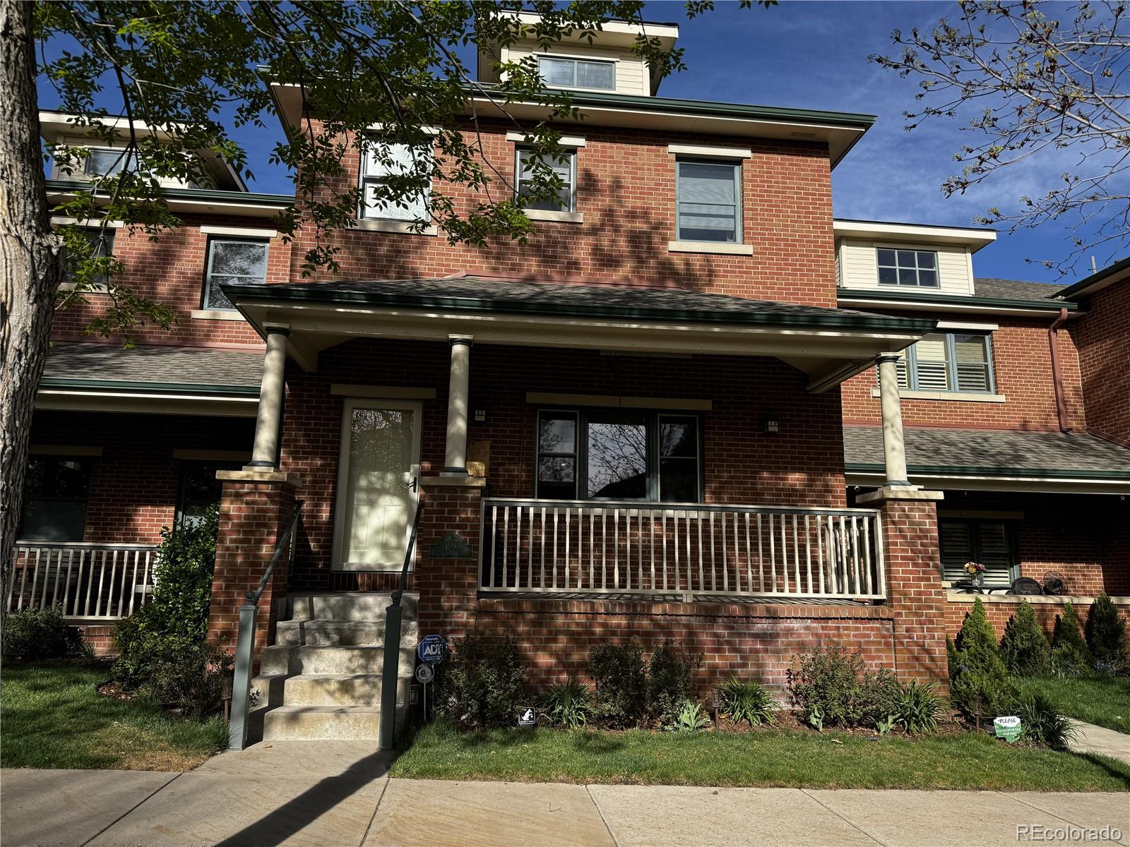 Cherry Creek Denver Condo / Townhome | MLS #: 8574888107 S Garfield Street , Denver Beds: 3 Baths: 4 Price: $1,075,000