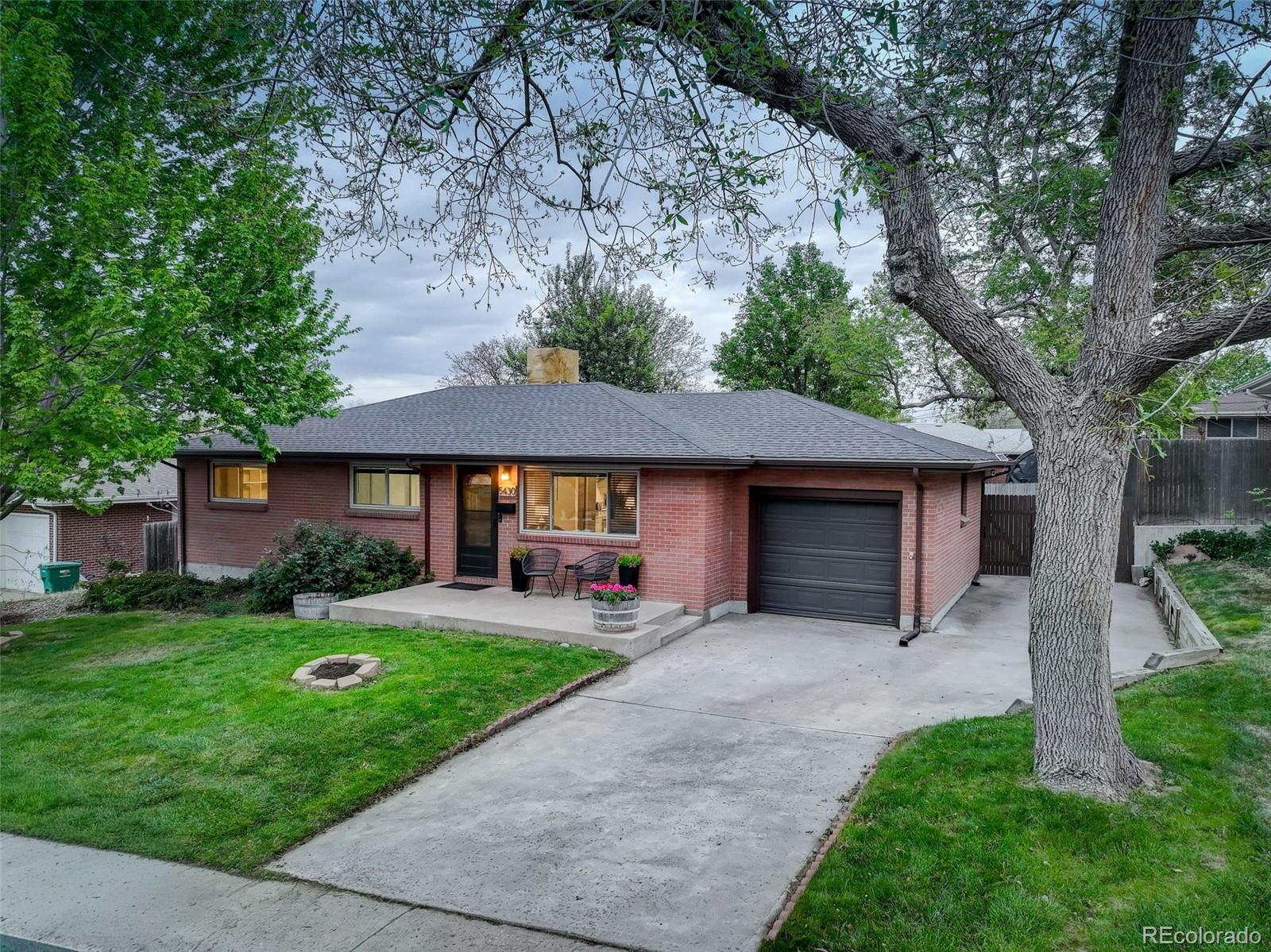  Littleton Home | MLS #: 75254105430 S Lakeview Way, Littleton Beds: 4 Baths: 3 Price: $629,000
