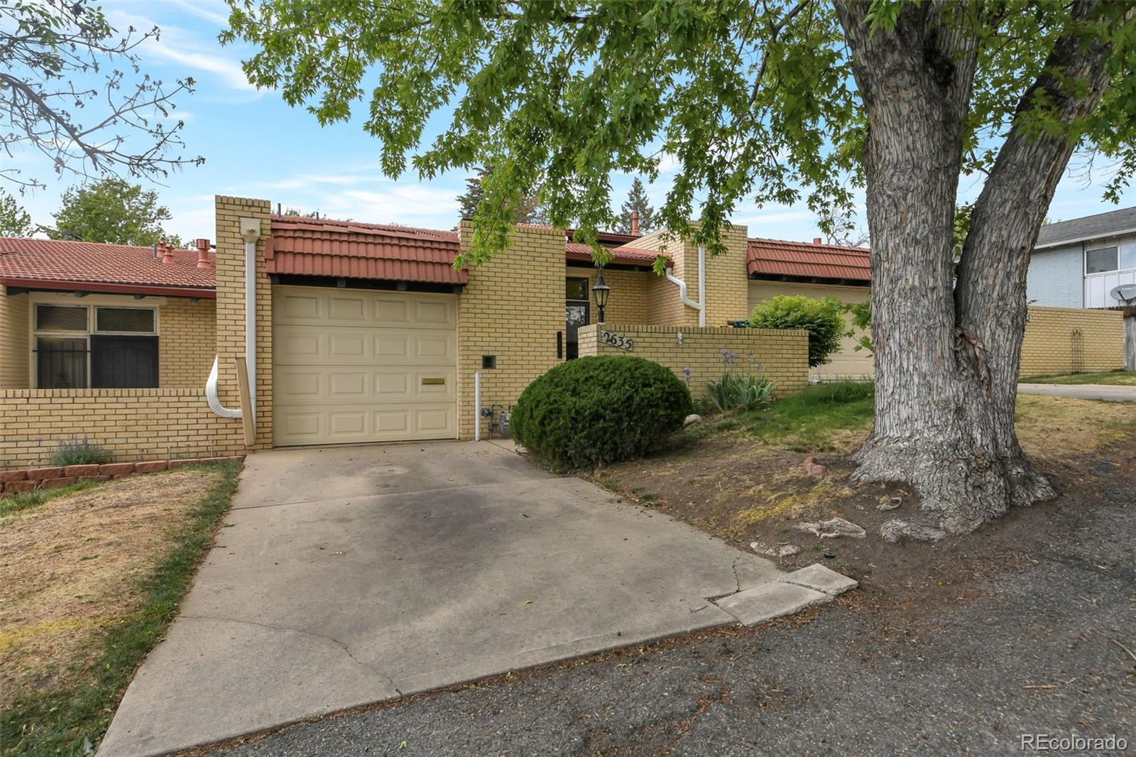  Lakewood Home | MLS #: 83430942635 S Sheridan Court, Lakewood Beds: 2 Baths: 2 Price: $300,000