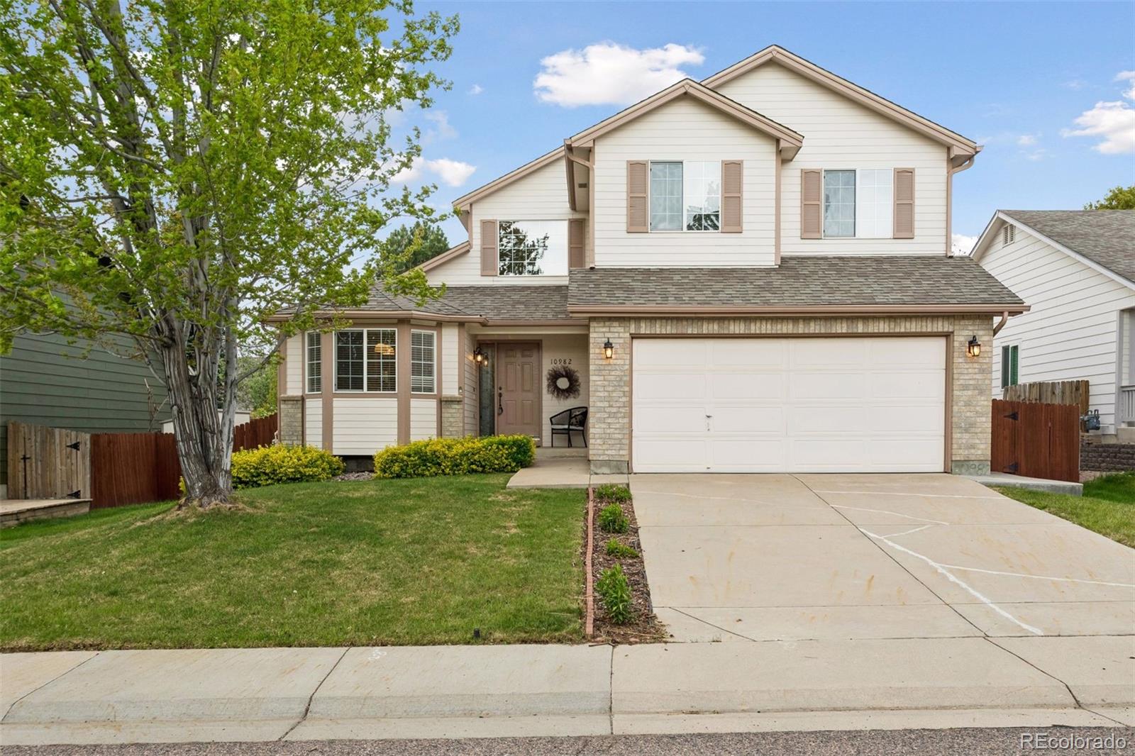  Littleton Home | MLS #: 585717410982 W Crestline Drive, Littleton Beds: 4 Baths: 3 Price: $625,000