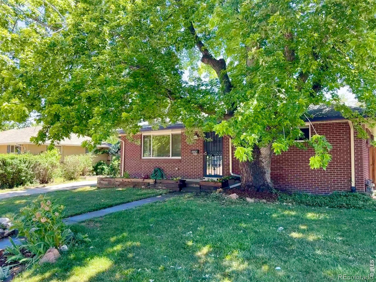  Arvada Home | MLS #: 45678910582607232 W 67th Place, Arvada Beds: 4 Baths: 2 Price: $599,900