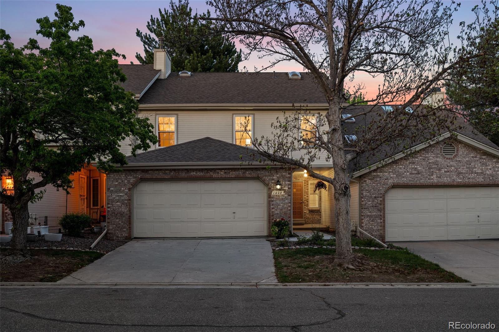  Centennial Home | MLS #: 59363131408 E Nichols Circle, Centennial Beds: 3 Baths: 3 Price: $530,000