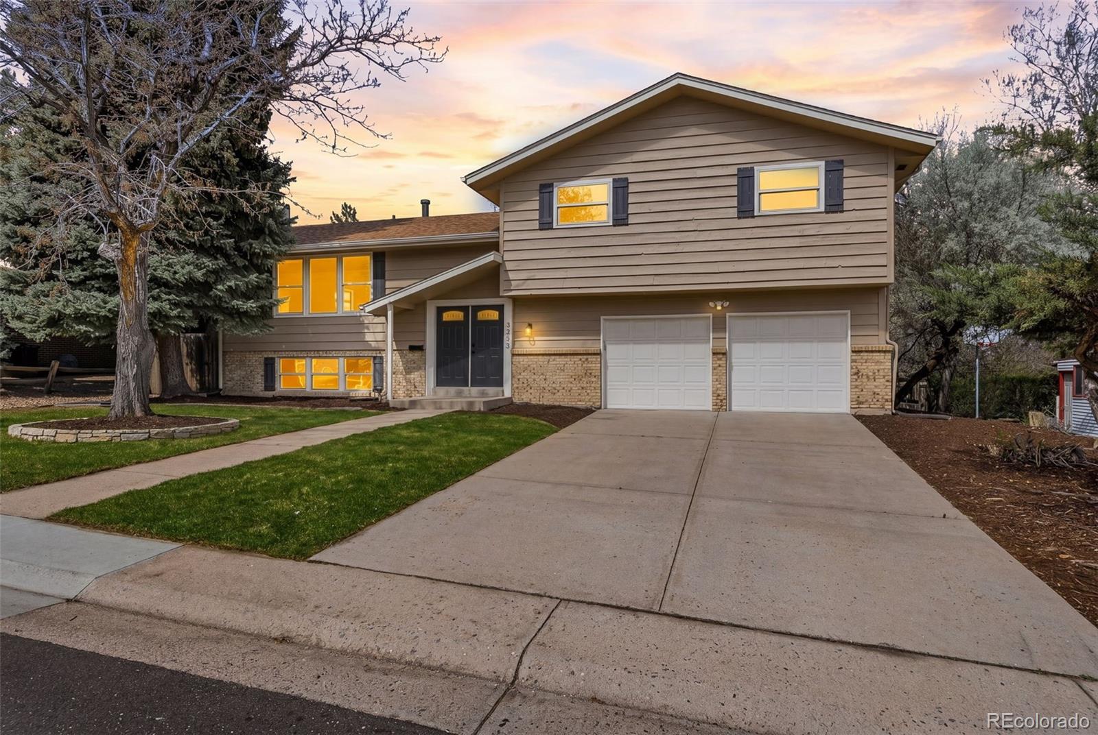  Centennial Home | MLS #: 17484258855 E Easter Avenue, Centennial Beds: 4 Baths: 3 Price: $675,000