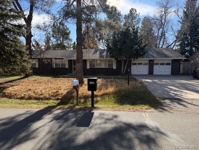 Lochmoorf Littleton Home | MLS #: 87653697120 W Radcliff Avenue, Littleton Beds: 5 Baths: 3 Price: $885,000