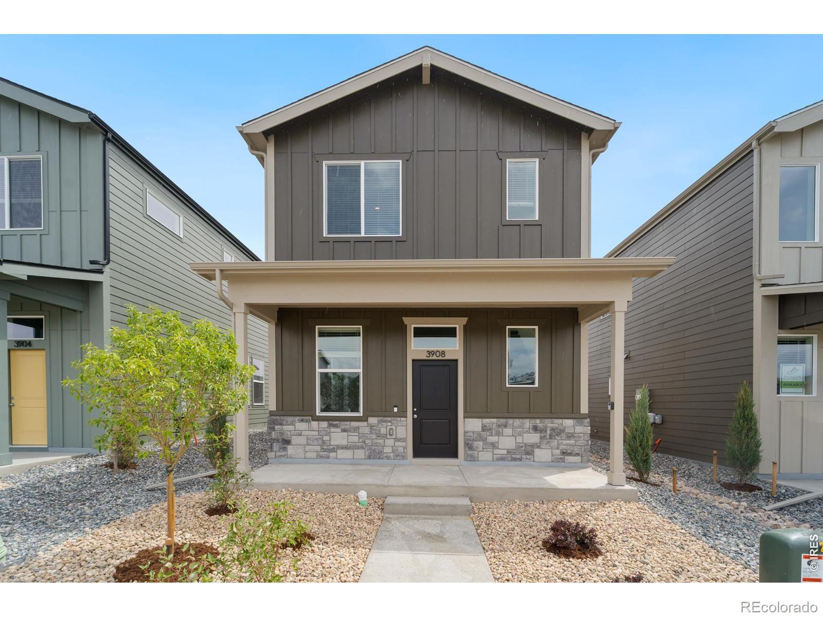 3908 lake clark street, Evans sold home. Closed on 2026-08-28 for $385,000.