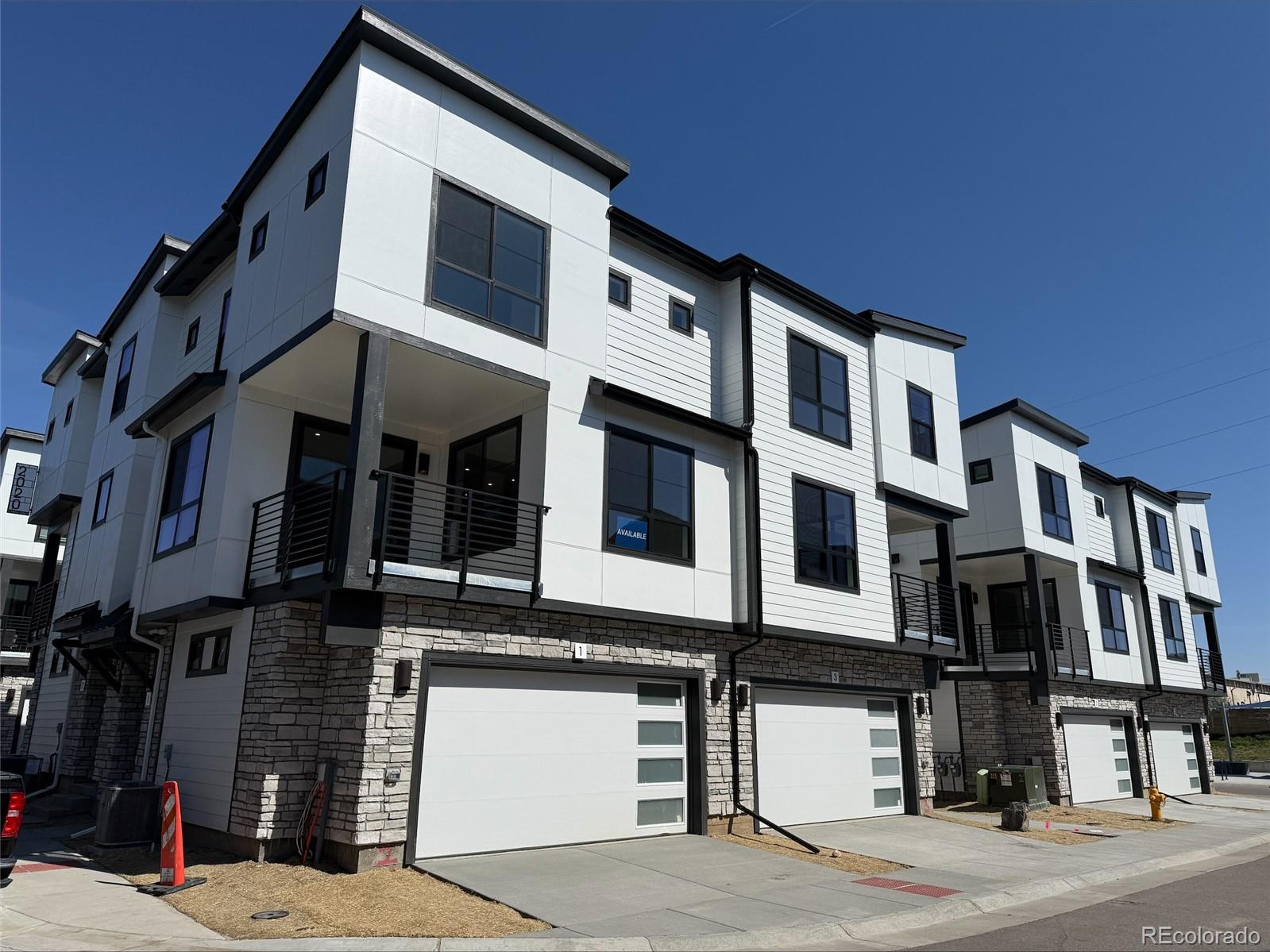 Virginia Village Denver Home | MLS #: 69999592020 S Holly Street, Denver Beds: 2 Baths: 3 Price: $542,990