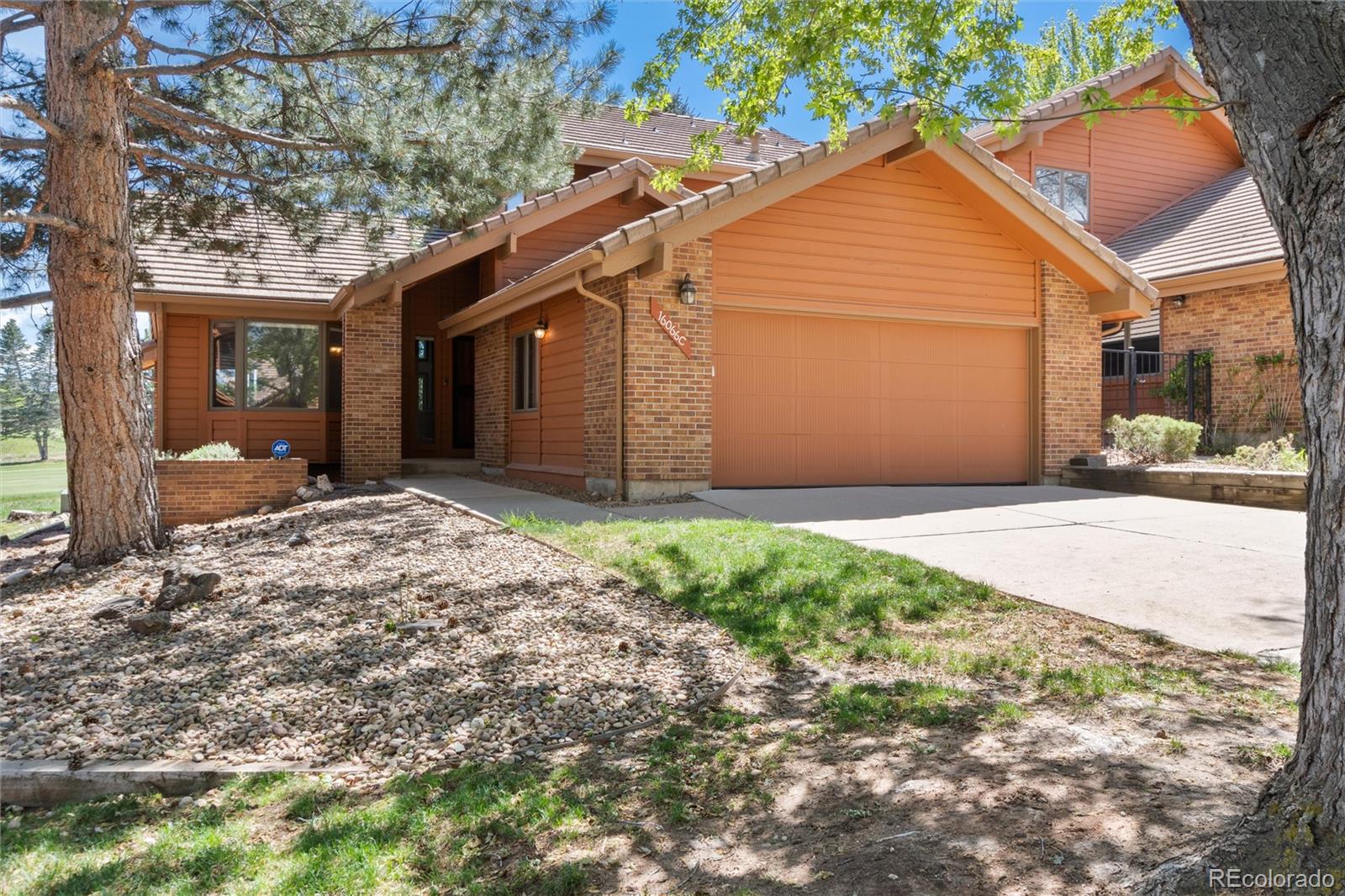  Morrison Home | MLS #: 418237816066  Double Eagle Drive, Morrison Beds: 3 Baths: 4 Price: $895,000