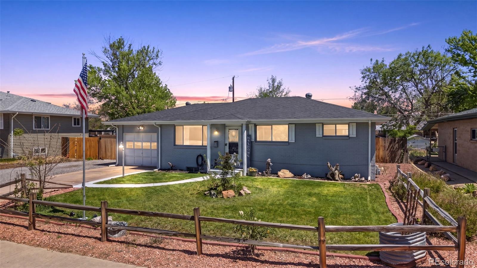  Brighton Home | MLS #: 7356502800 S 7th Avenue, Brighton Beds: 5 Baths: 2 Price: $500,000