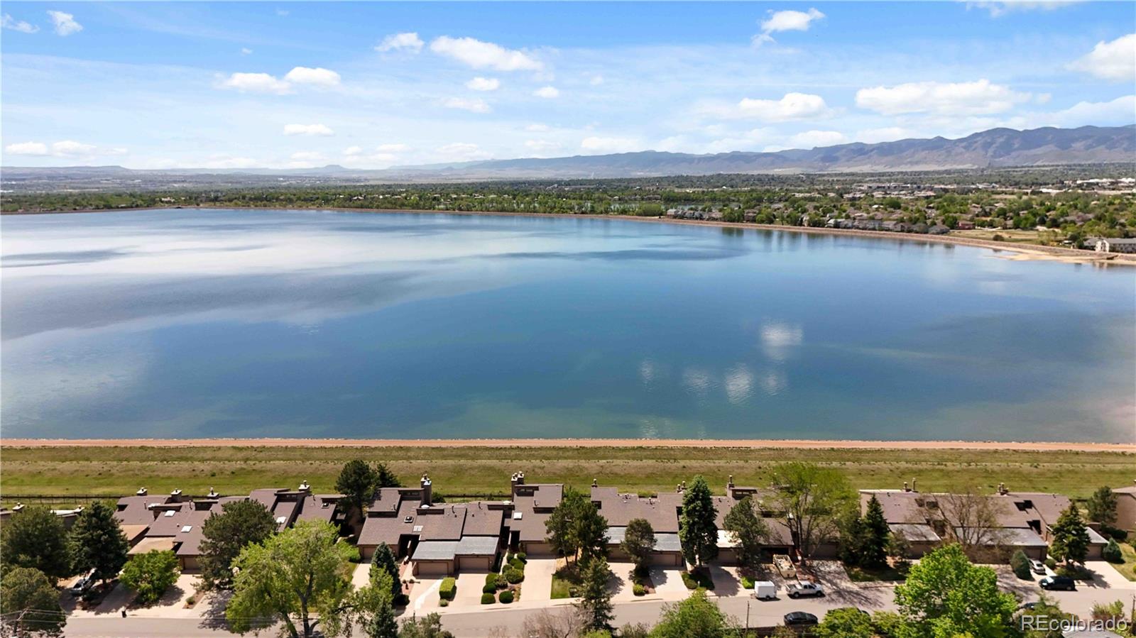  Littleton Home | MLS #: 92239297160 W Stetson Place, Littleton Beds: 3 Baths: 3 Price: $550,000