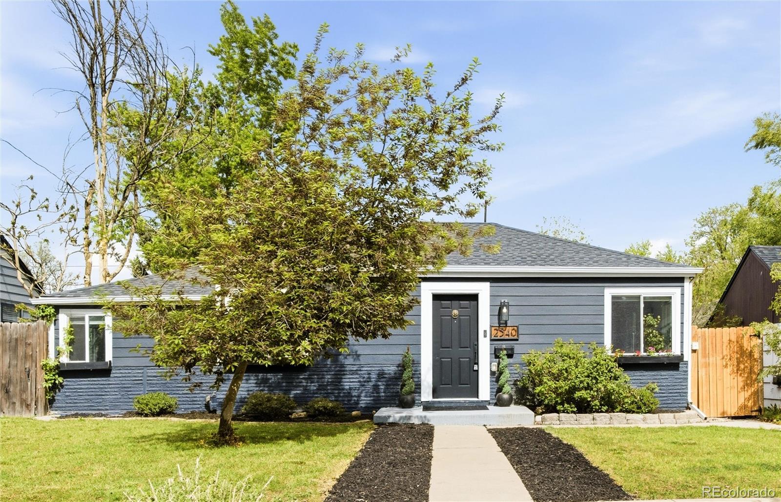 2540 kendall street, Edgewater sold home. Closed on 2026-06-05 for $839,375.