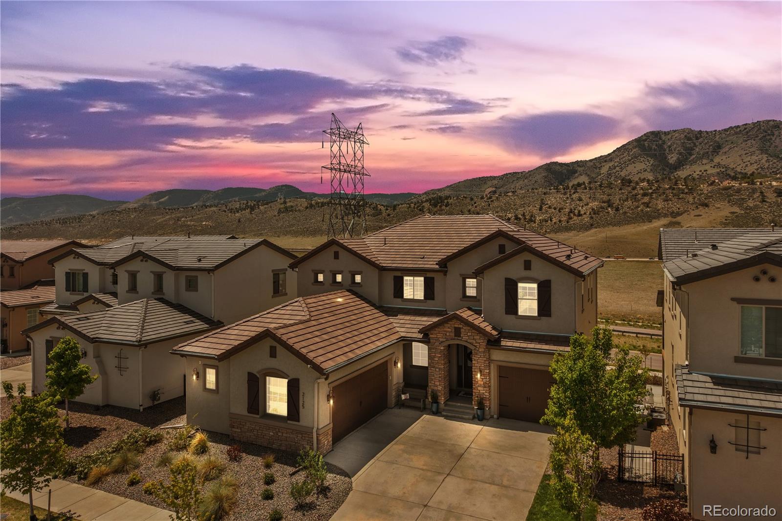 2125 s poppy street, lakewood sold home. Closed on 2026-08-03 for $1,465,000.
