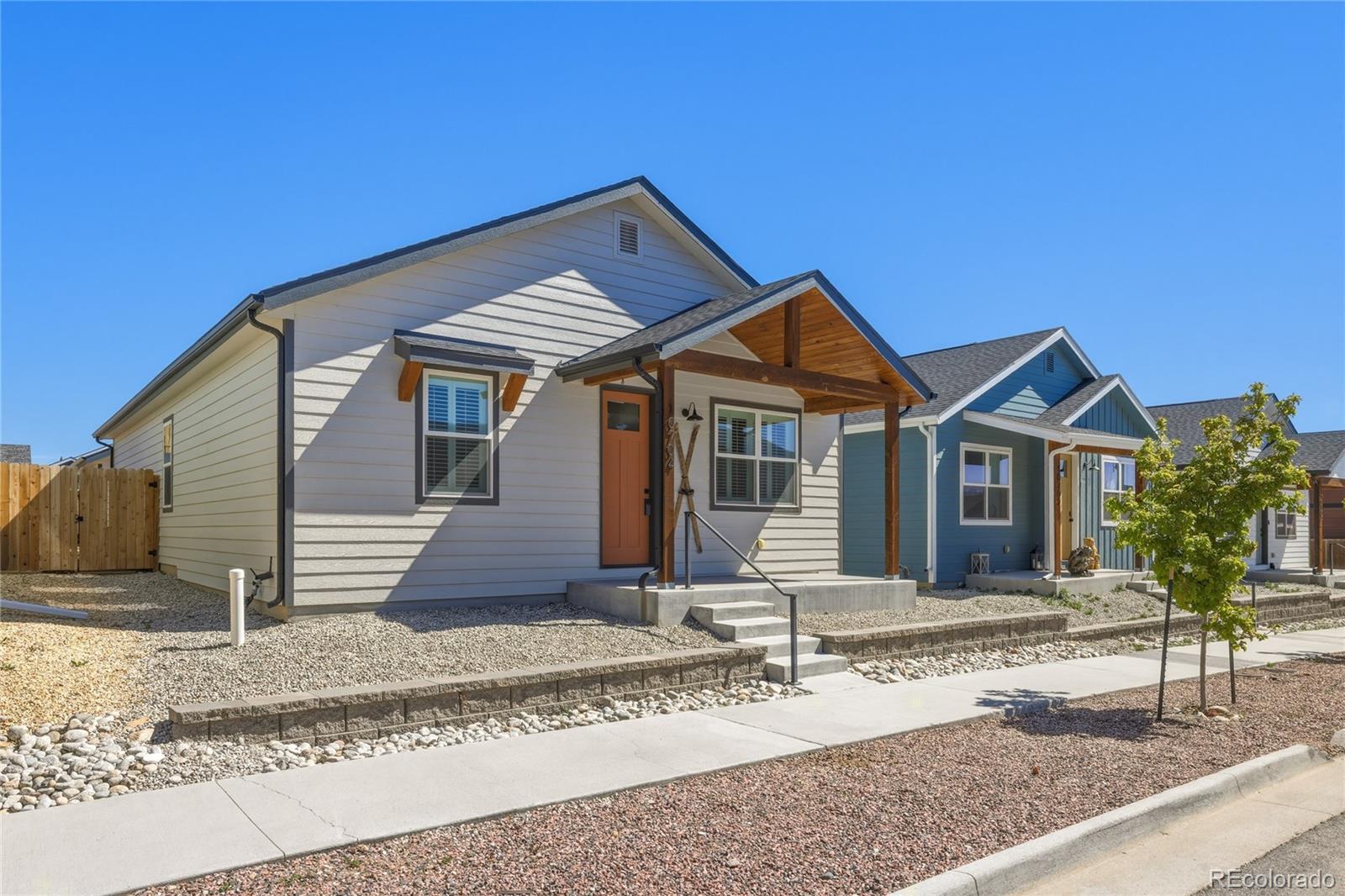 10704  willow avenue, Poncha Springs sold home. Closed on 2026-07-15 for $575,000.