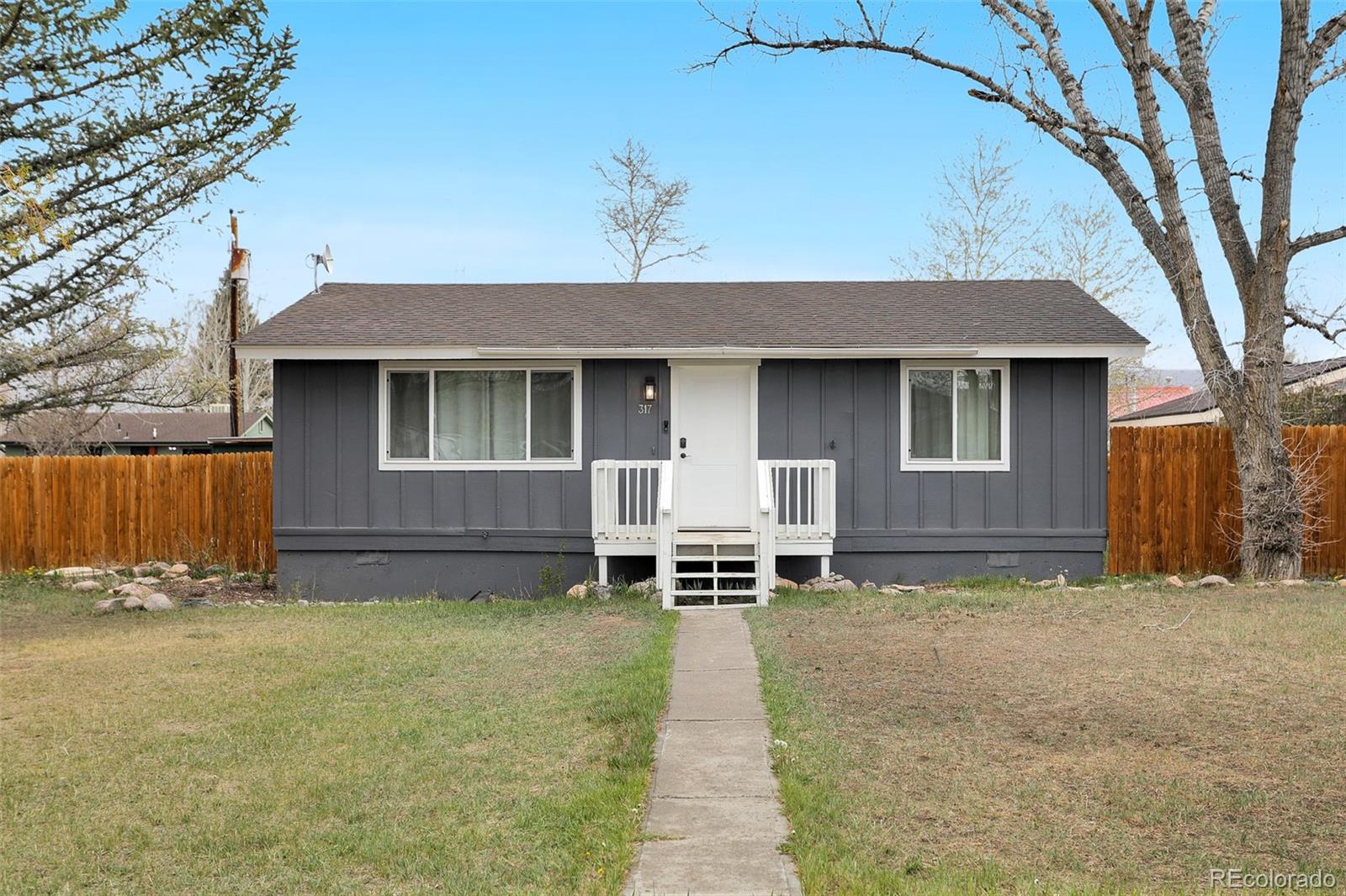 317 21st street, Kremmling sold home. Closed on 2026-06-15 for $344,900.