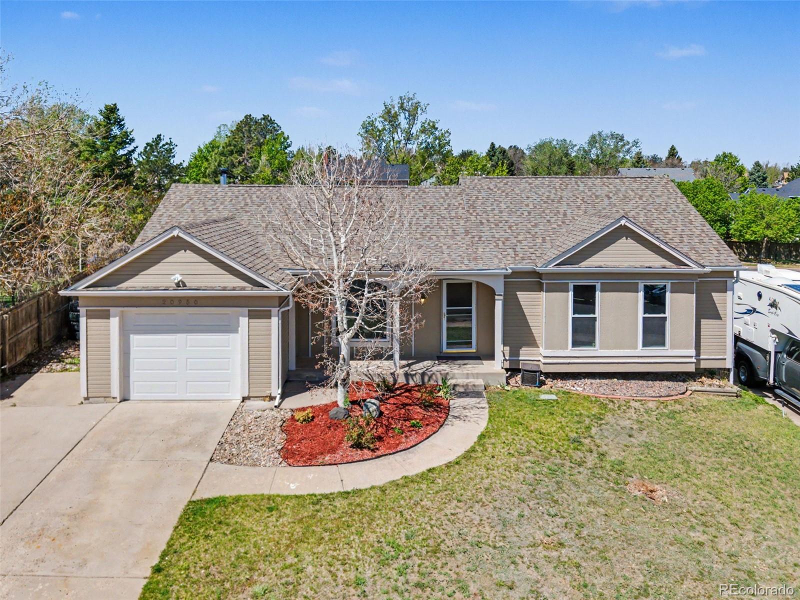  Centennial Home | MLS #: 286716820950 E Ida Avenue, Centennial Beds: 4 Baths: 3 Price: $565,000