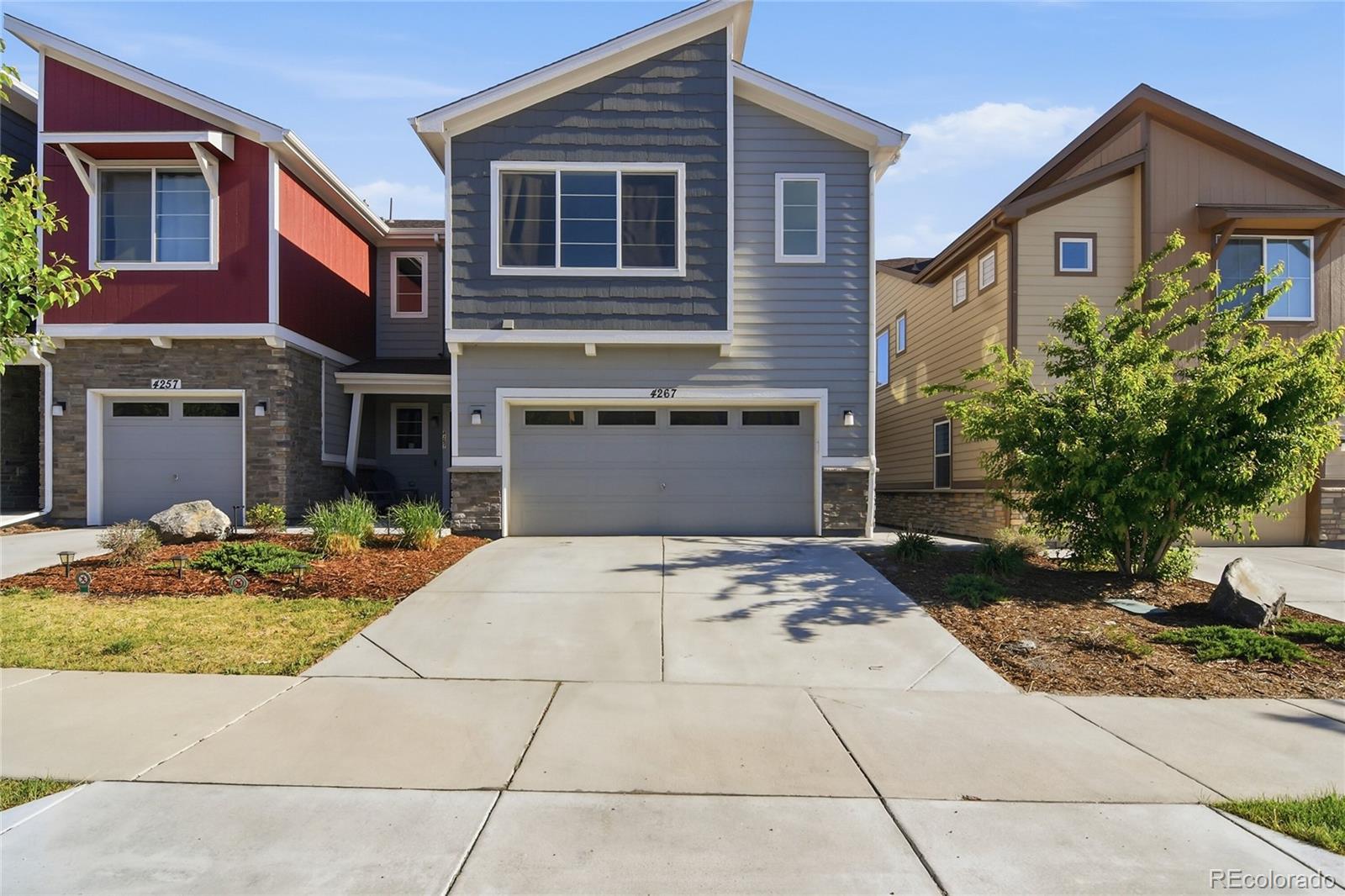 Thornton Home | MLS #: 58008444267 E 98th Place, Thornton Beds: 3 Baths: 3 Price: $400,000