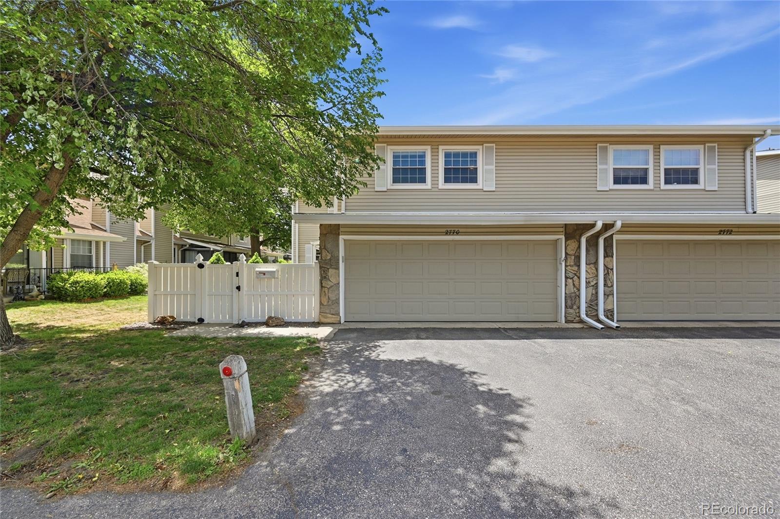  Aurora Condo / Townhome | MLS #: 62454912770 S Heather Gardens Way , Aurora Beds: 3 Baths: 4 Price: $375,000