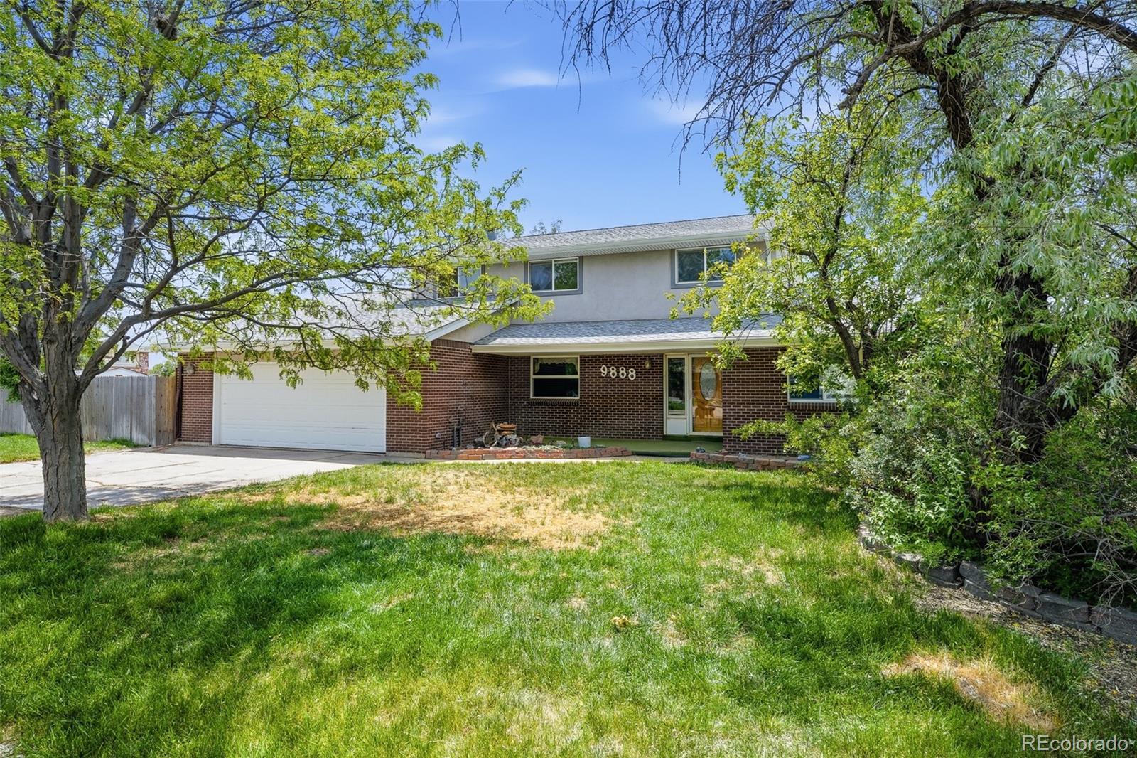  Brighton Home | MLS #: 62215269888 E 159th Place, Brighton Beds: 6 Baths: 4 Price: $599,000
