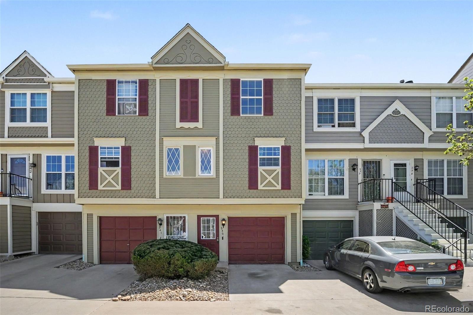 Du Denver Home | MLS #: 98158241811 S Quebec Way, Denver Beds: 2 Baths: 2 Price: $295,000