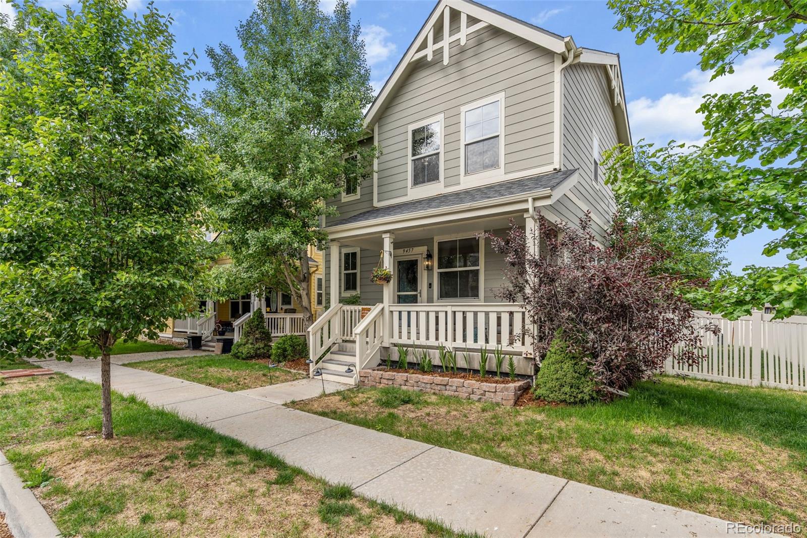  Commerce City Home | MLS #: 32866229457 E 108th Drive, Commerce City Beds: 3 Baths: 4 Price: $484,500