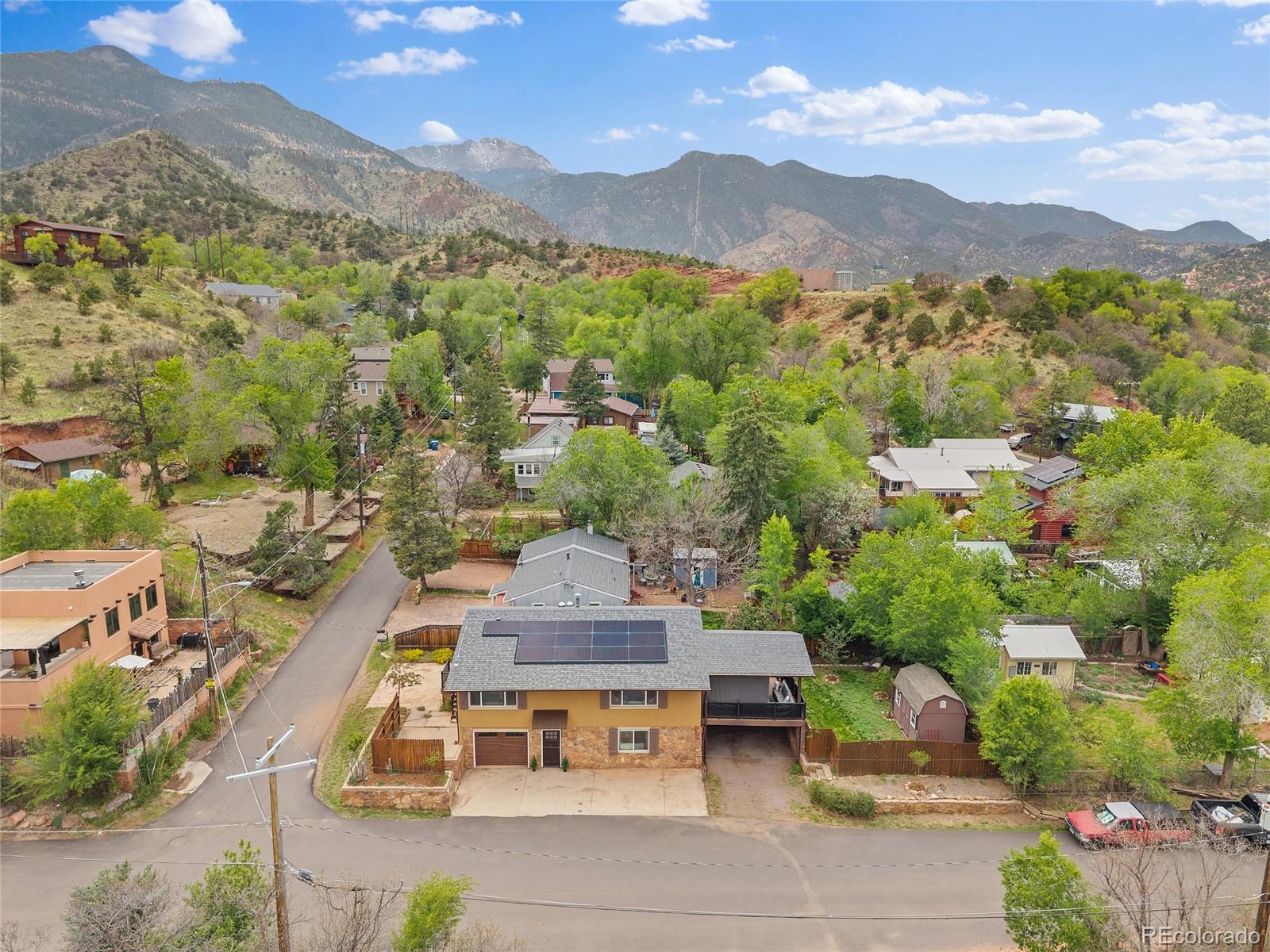  Manitou Springs Home | MLS #: 5308787208  Oak Place, Manitou Springs Beds: 3 Baths: 3 Price: $699,000