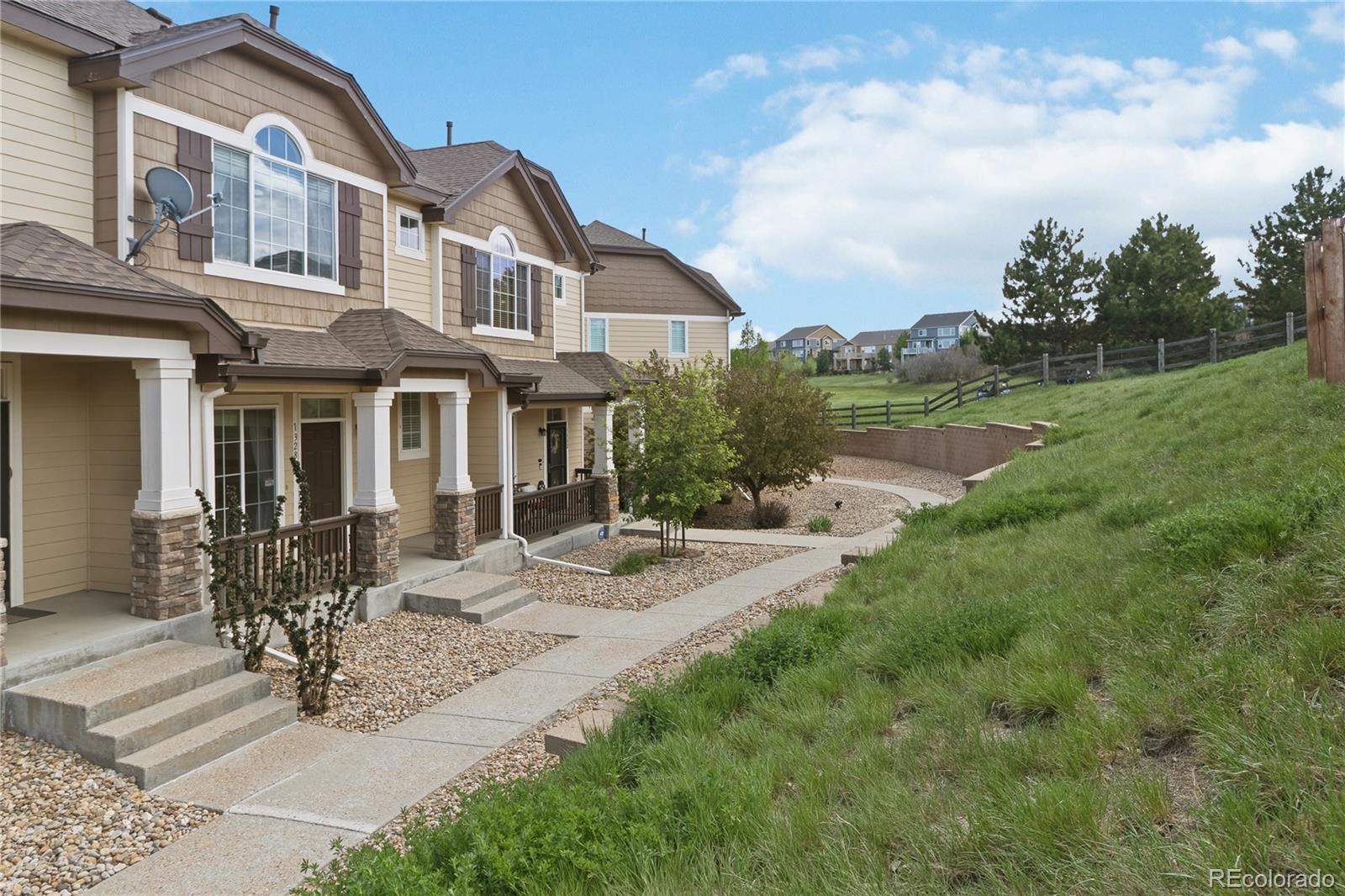1328 royal troon drive, Castle Rock sold home. Closed on 2026-08-17 for $414,000.