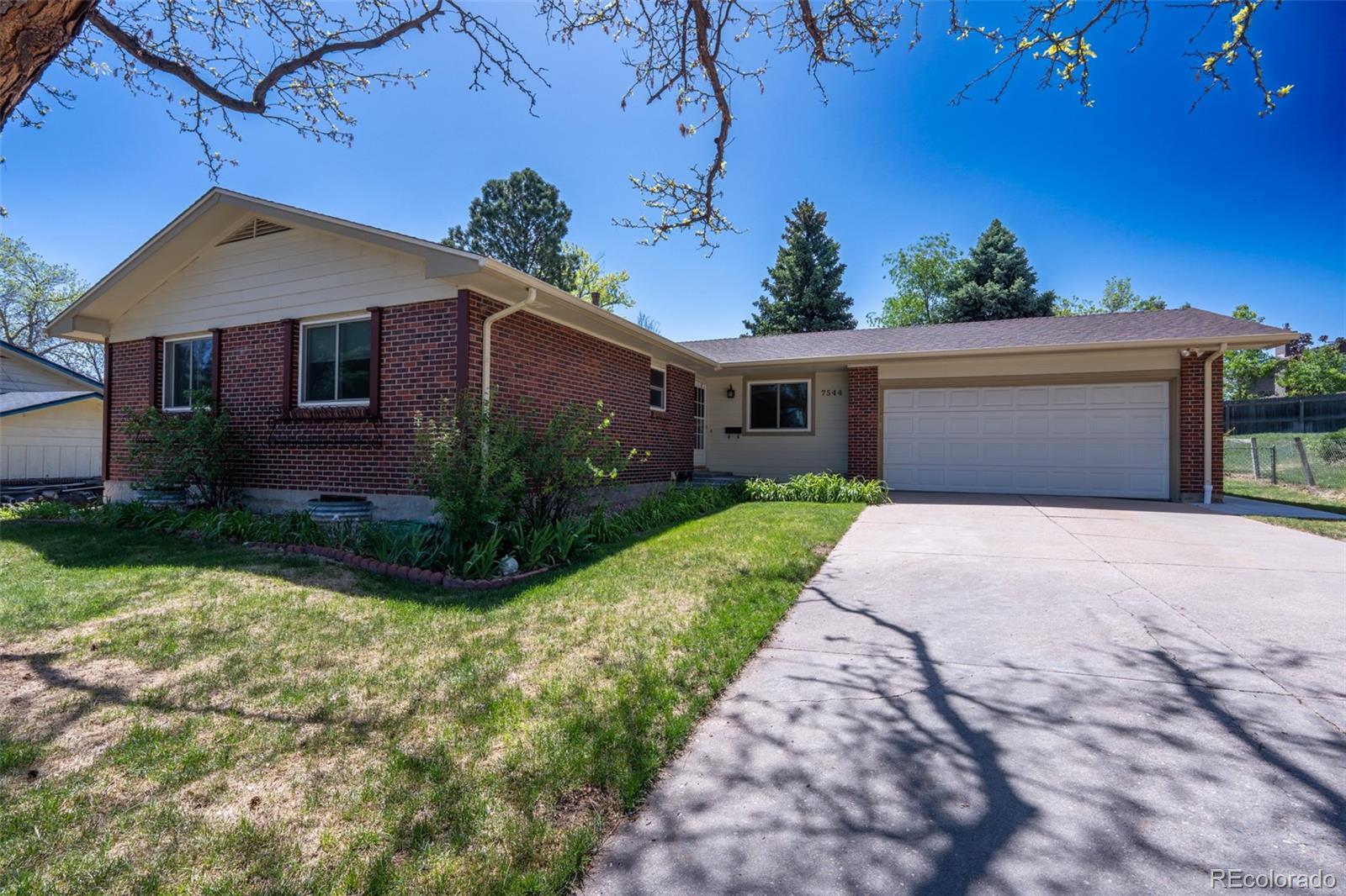  Centennial Home | MLS #: 91369807544 E Easter Way, Centennial Beds: 5 Baths: 3 Price: $644,900