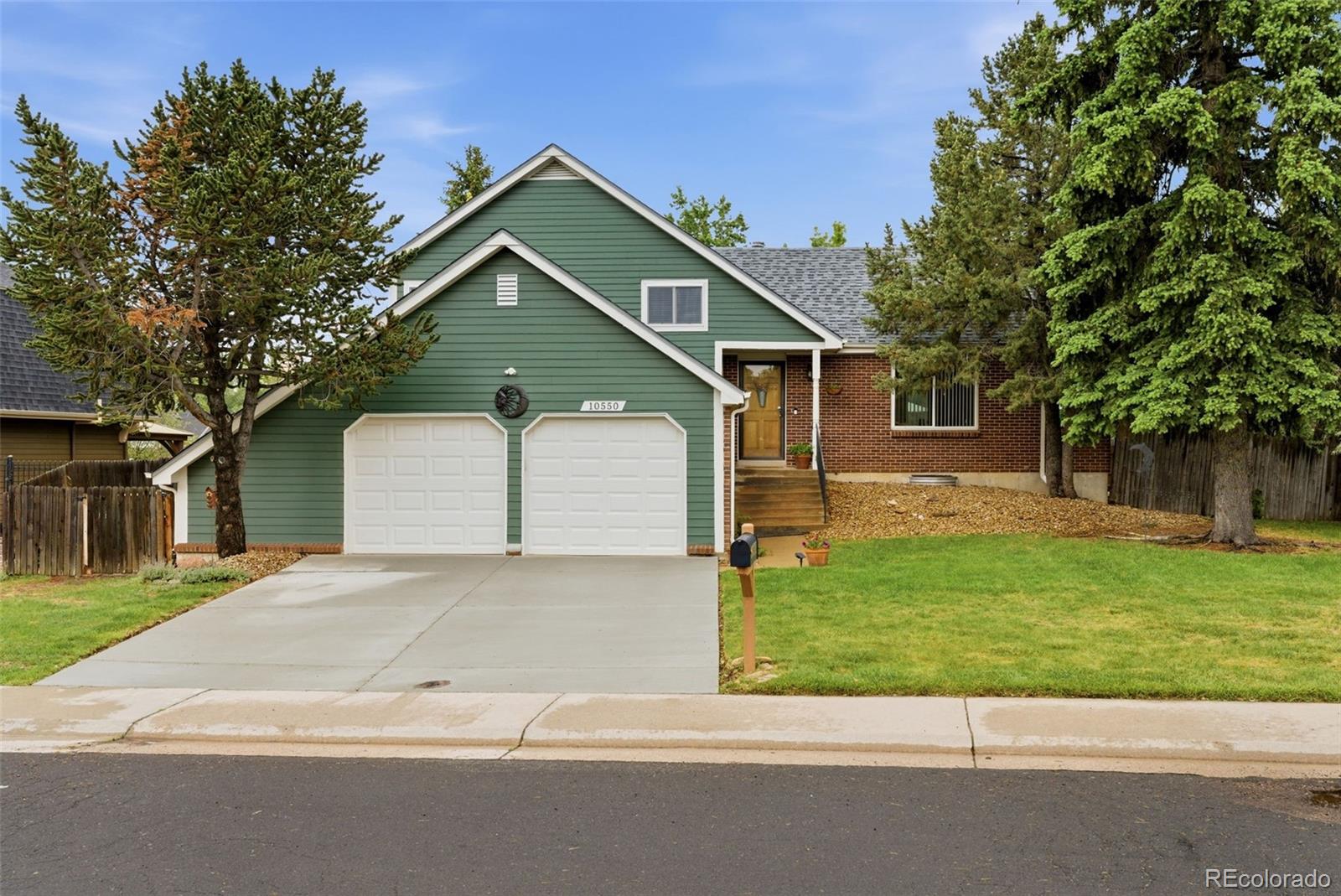  Broomfield Home | MLS #: 551808110550 W 102nd Place, Broomfield Beds: 4 Baths: 3 Price: $650,000