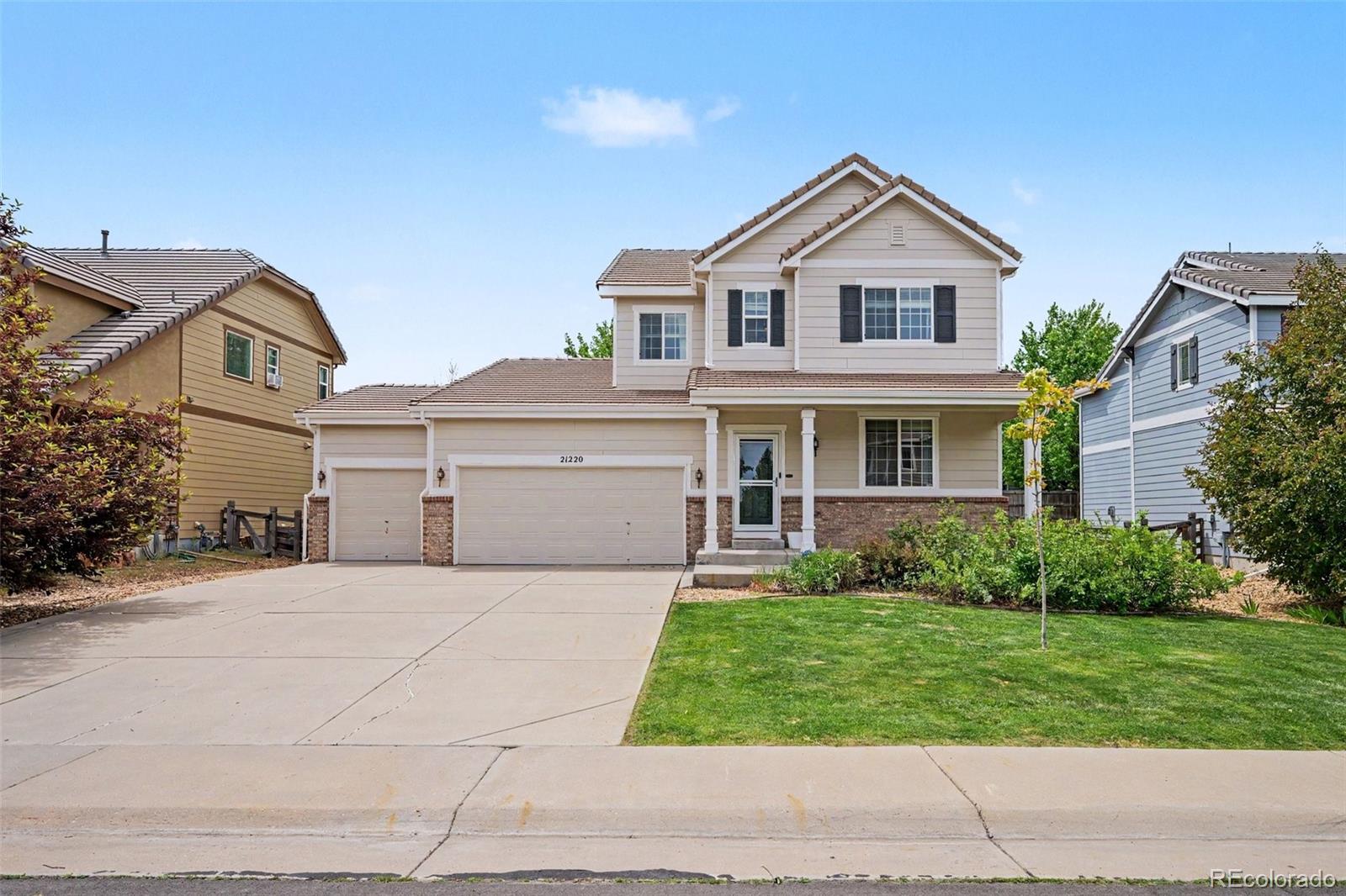 21220 e bellewood drive, Centennial sold home. Closed on 2026-08-28 for $625,000.
