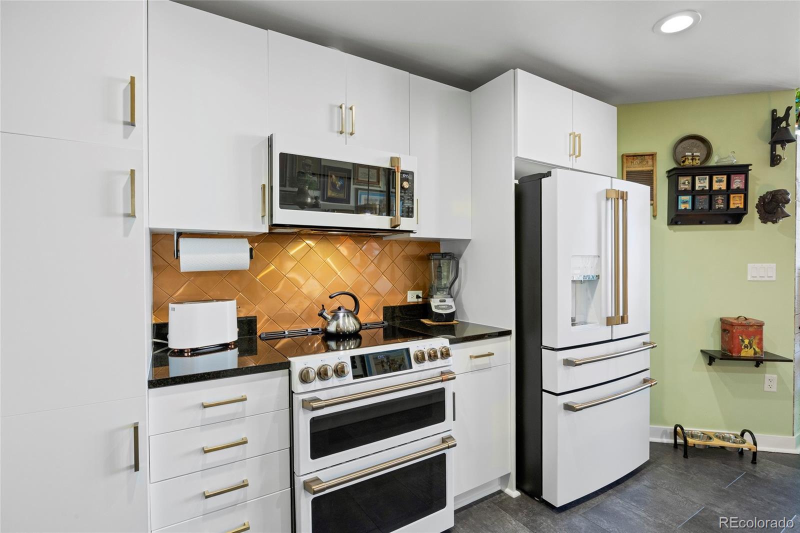 891  14th street, Denver sold home. Closed on 2026-05-18 for $482,500.