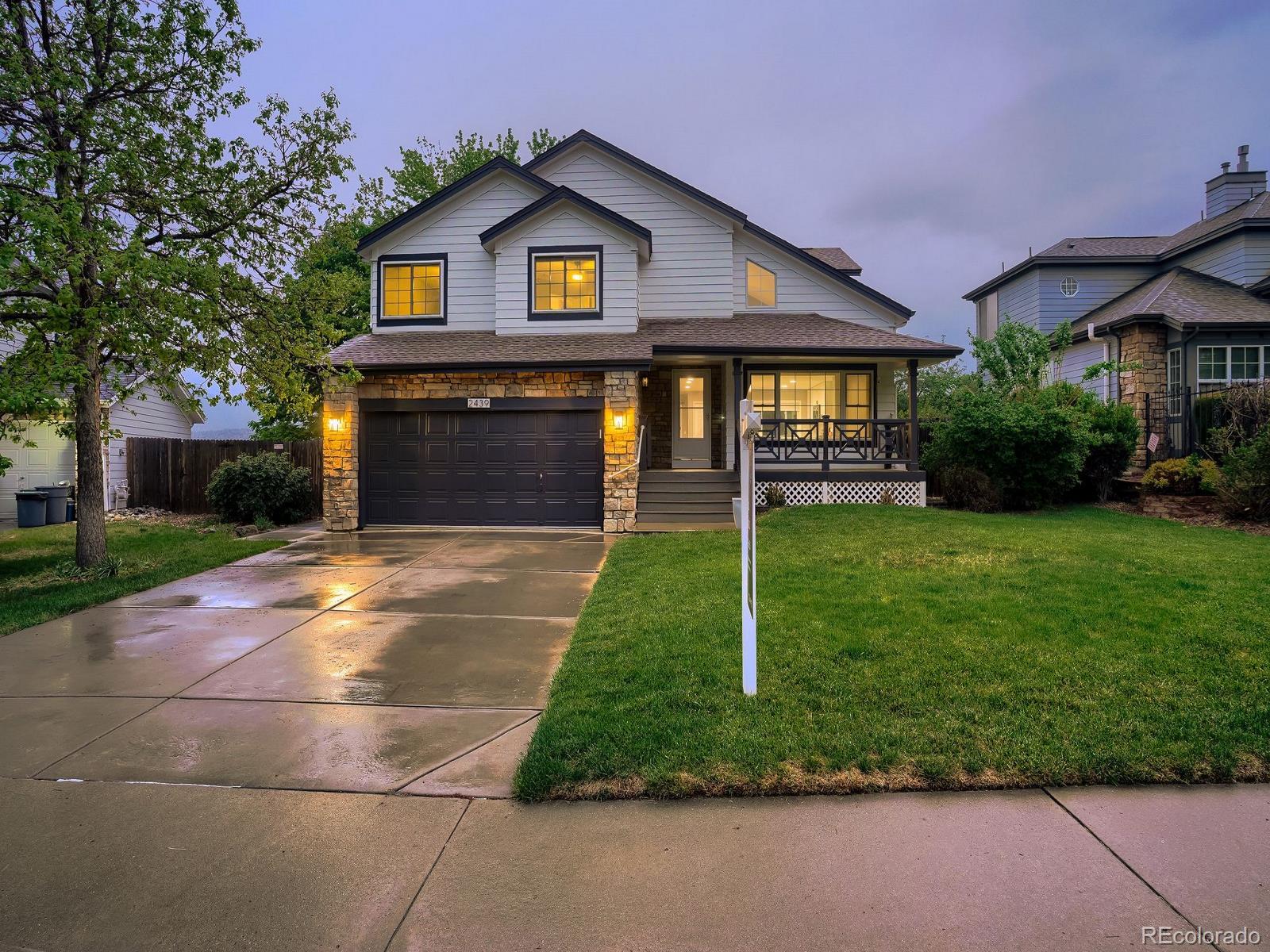  Lakewood Home | MLS #: 43370552439 S Holman Circle, Lakewood Beds: 3 Baths: 3 Price: $750,000