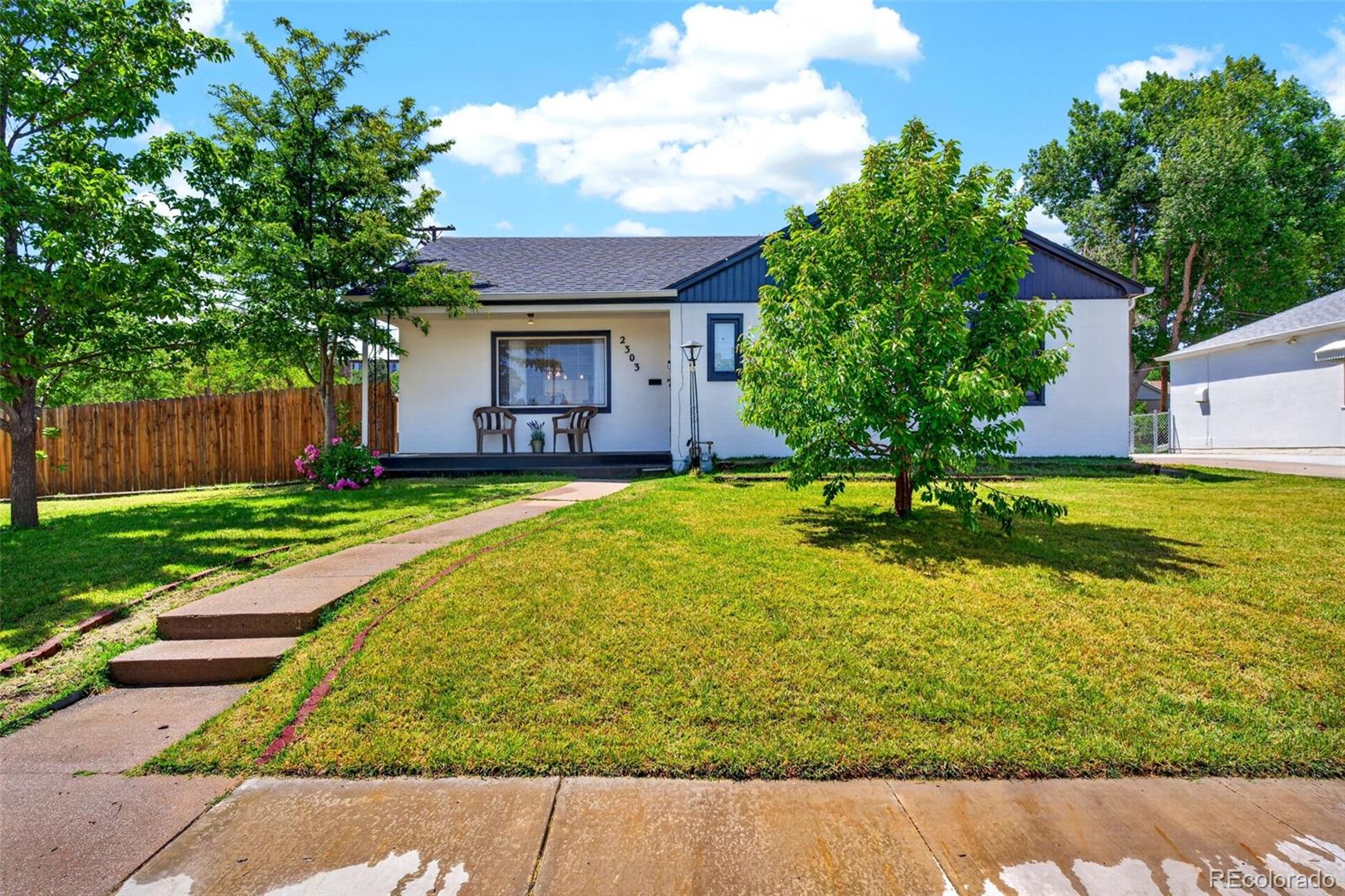  Pueblo Home | MLS #: 80522802303  De Soto Road, Pueblo Beds: 3 Baths: 1 Price: $249,900