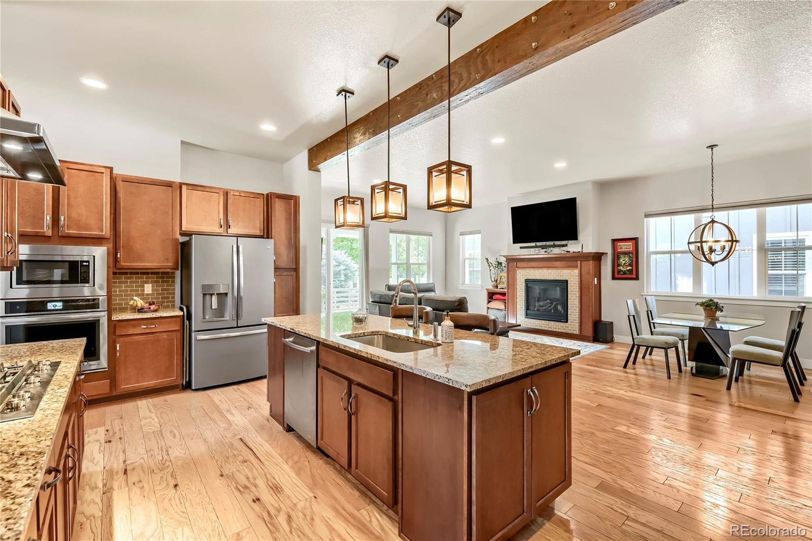  Broomfield Home | MLS #: 52248581877 W 137th Lane, Broomfield Beds: 5 Baths: 5 Price: $949,000